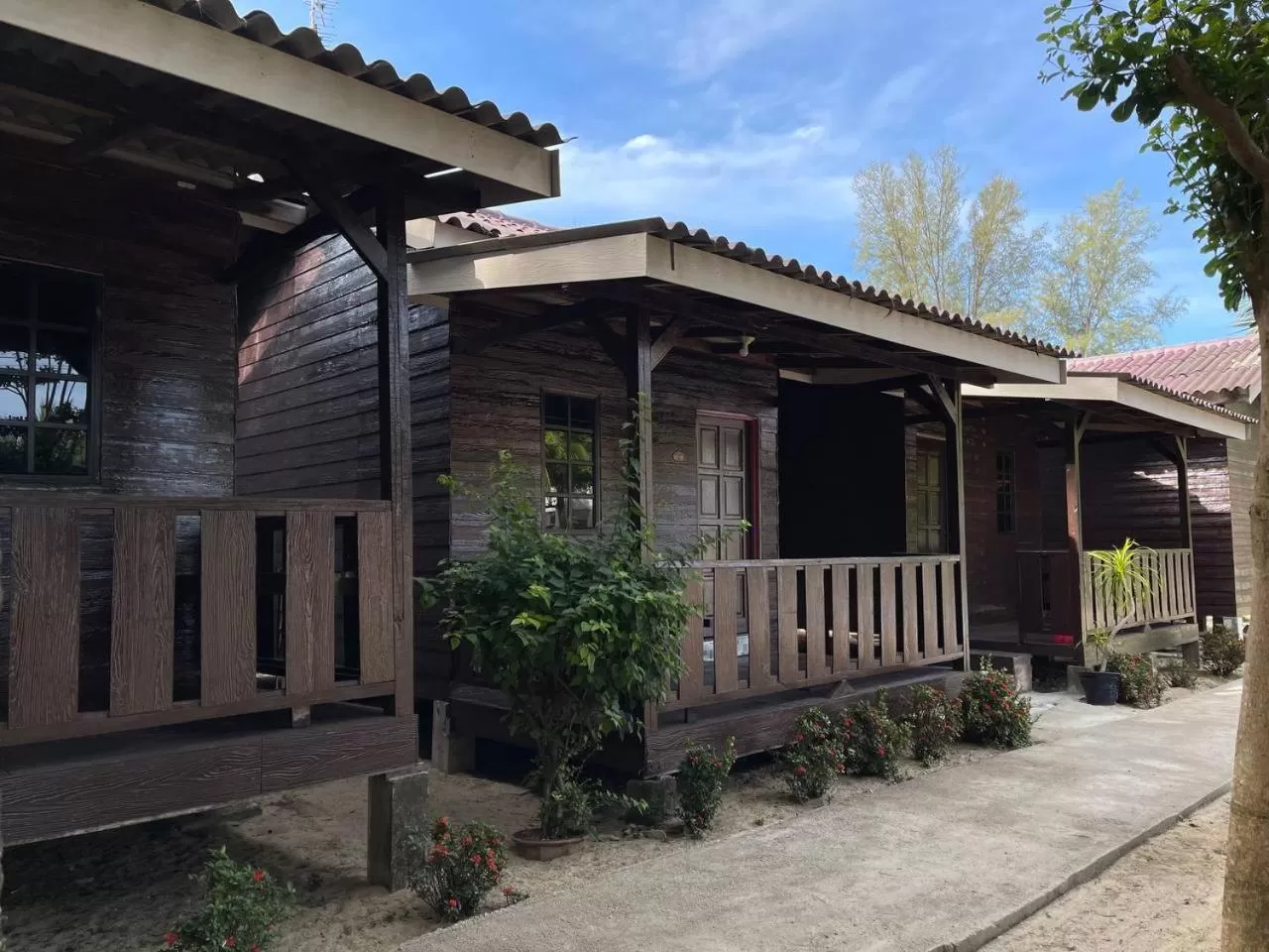 DGeting Beach Resort