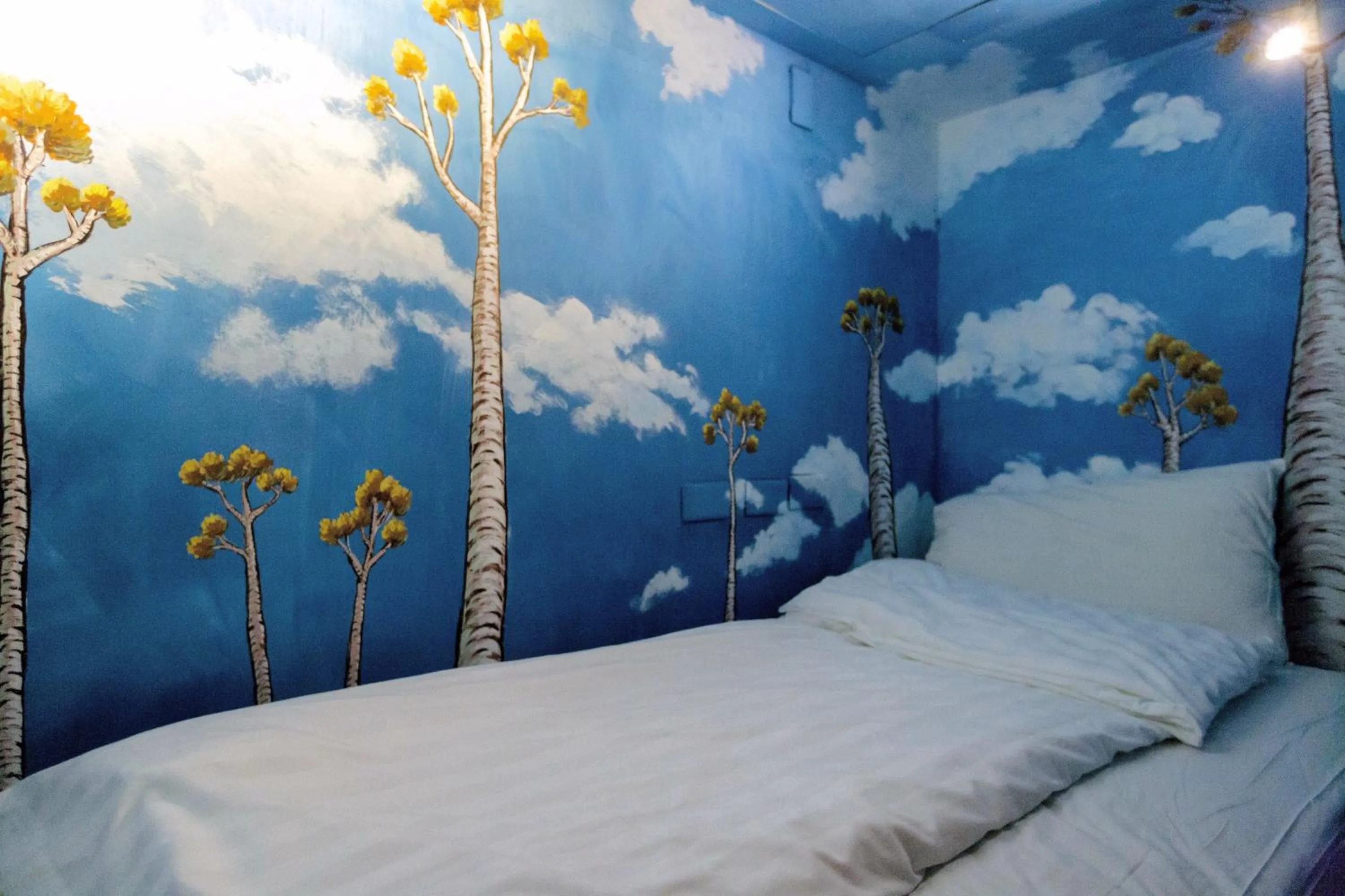 Decorative detail, Bed in Angels Hostel Taipei Ximen