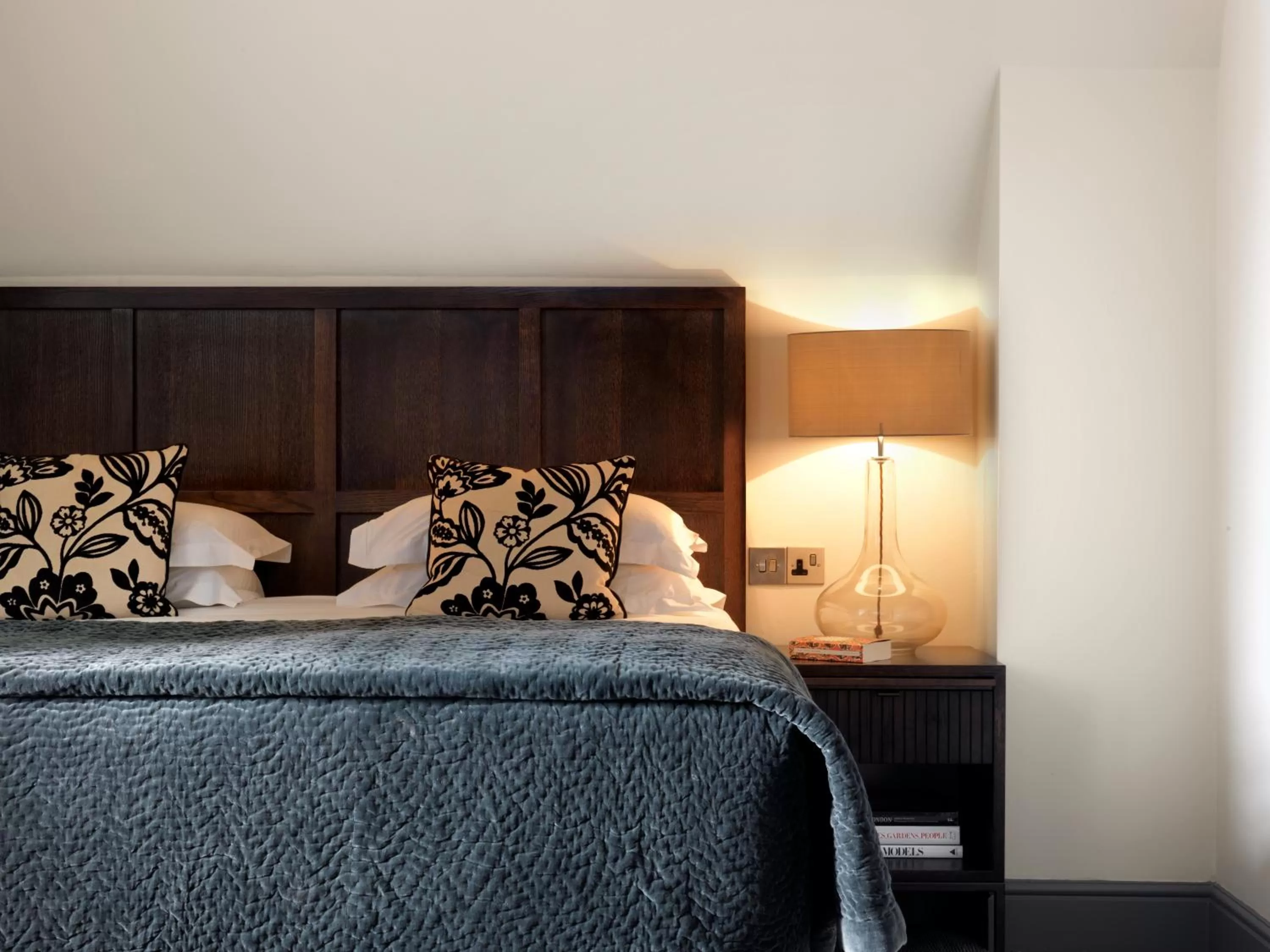 Bed in The Bloomsbury Hotel