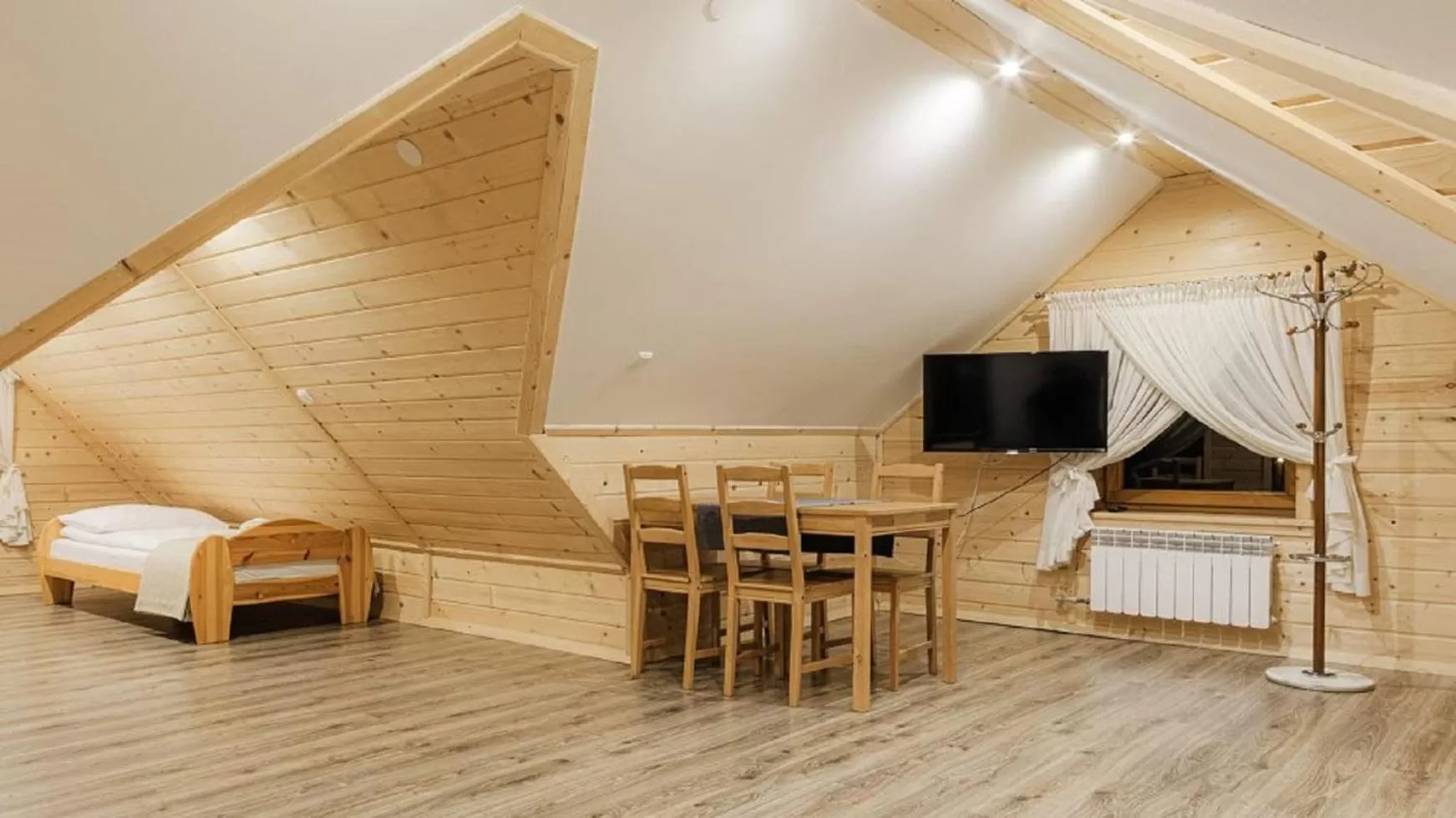 Photo of the whole room, Dining Area in Chata u Bronka