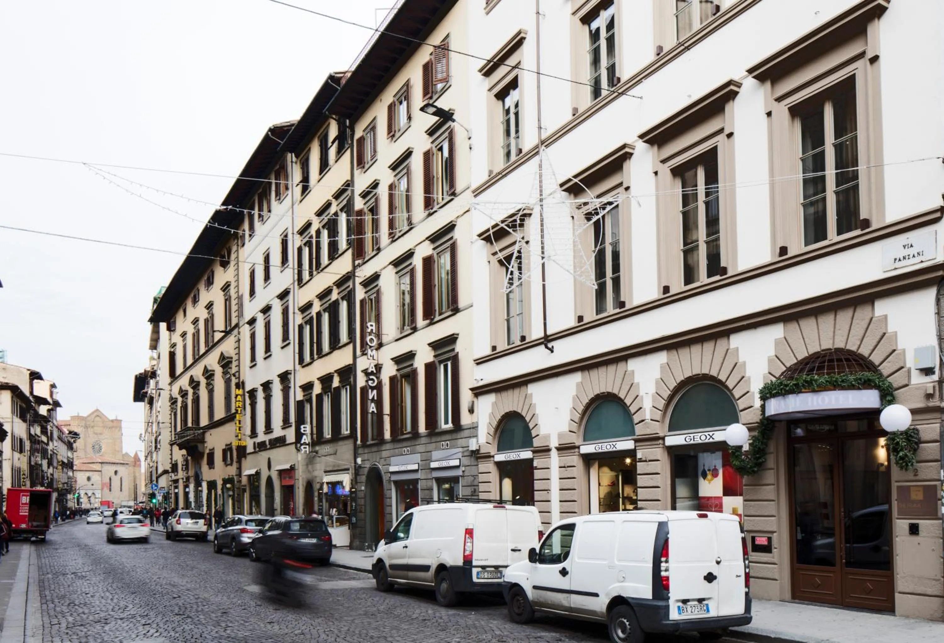 Facade/entrance in The Frame Hotel