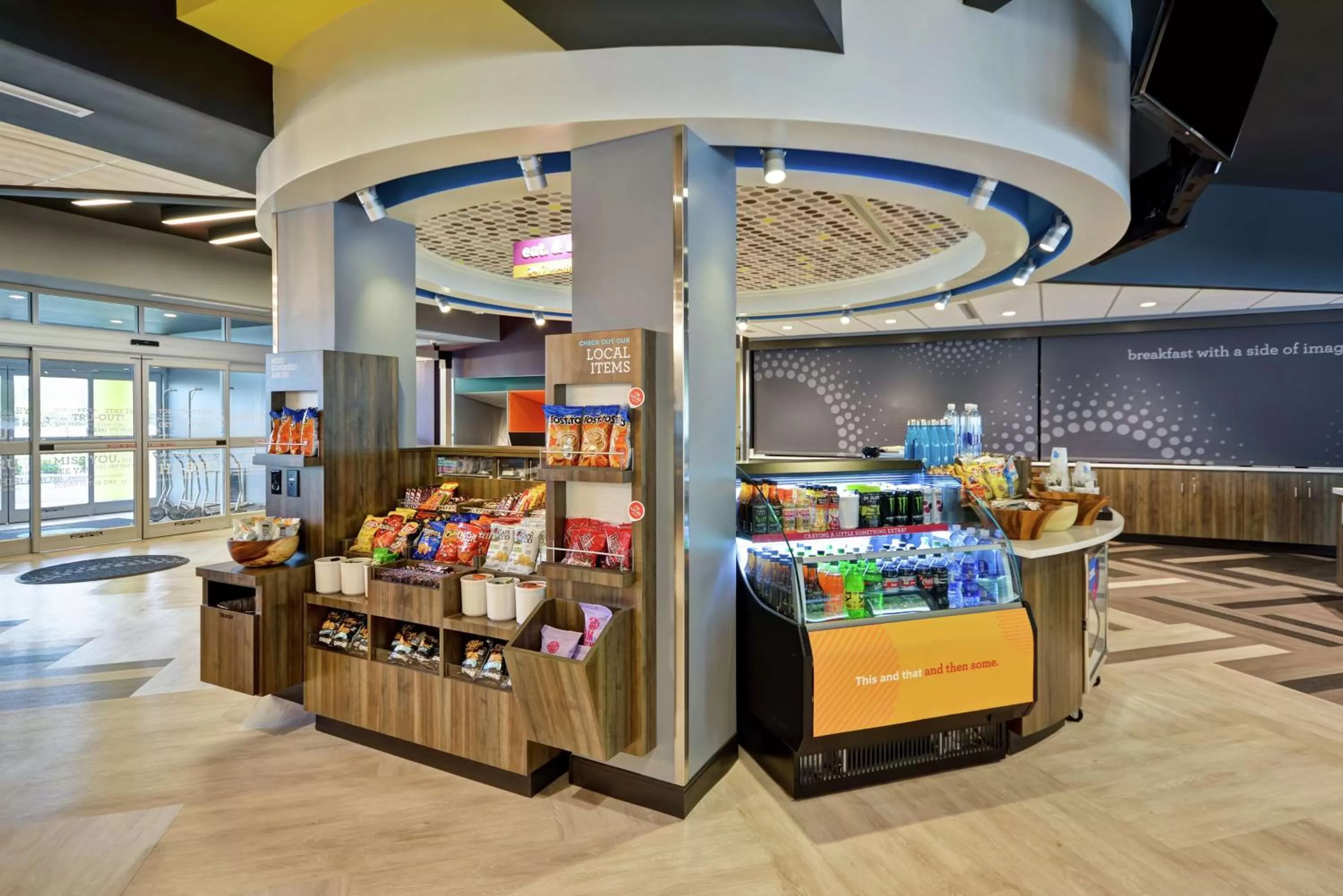 Lobby or reception in Tru By Hilton Chicopee Springfield