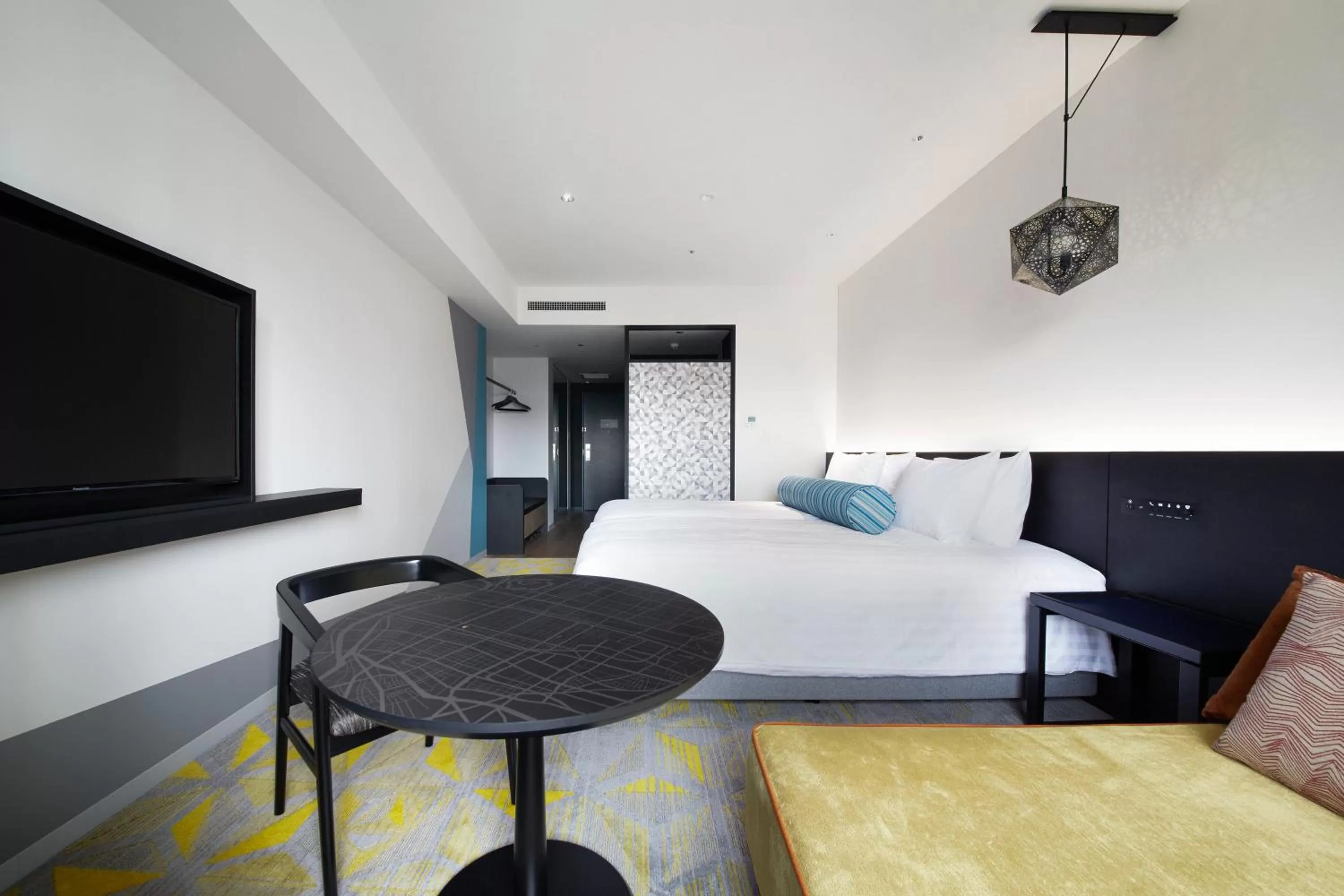 Photo of the whole room, Bed in Osaka Excel Hotel Tokyu