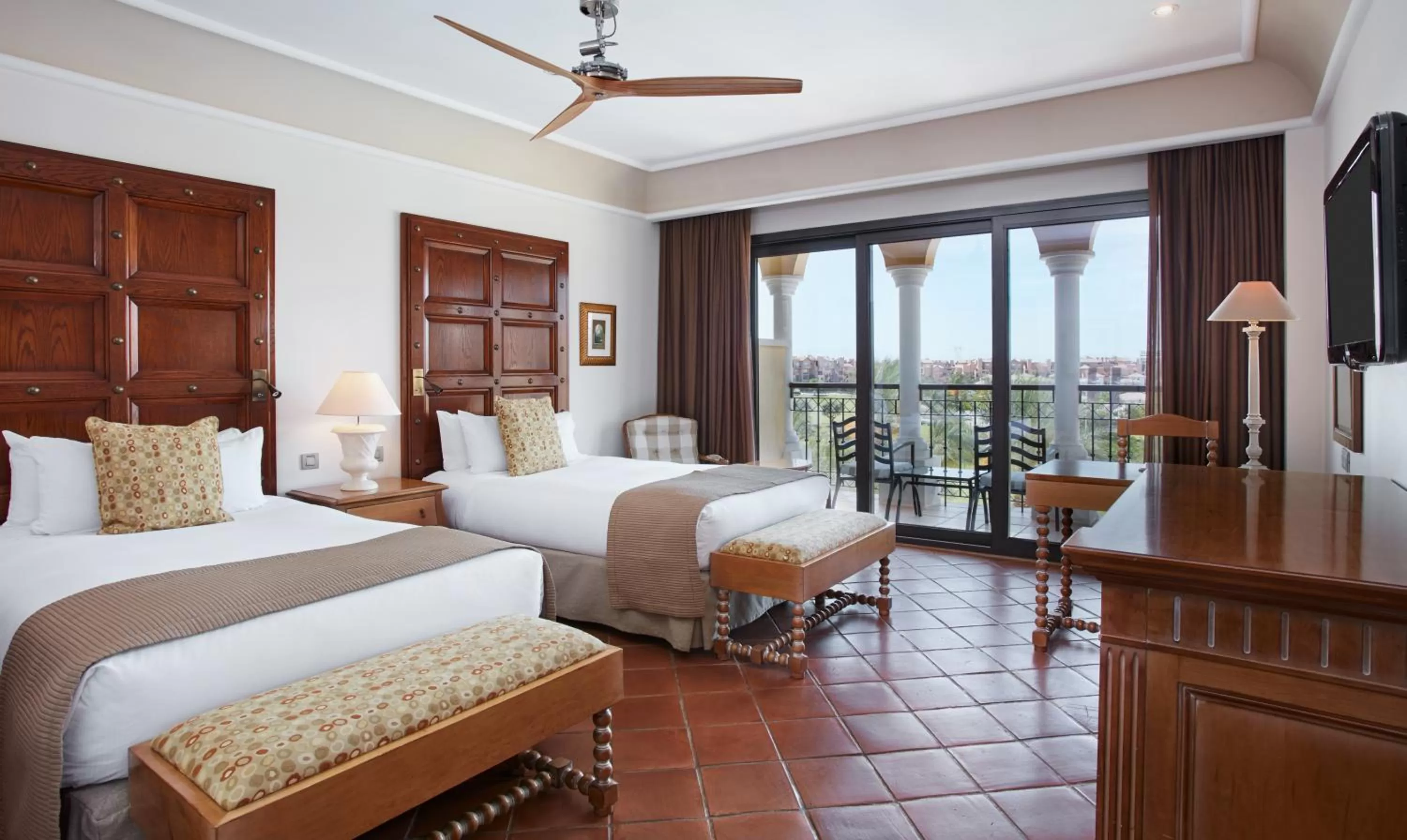 Coffee/tea facilities, Bed in Ona Mar Menor Golf & Spa