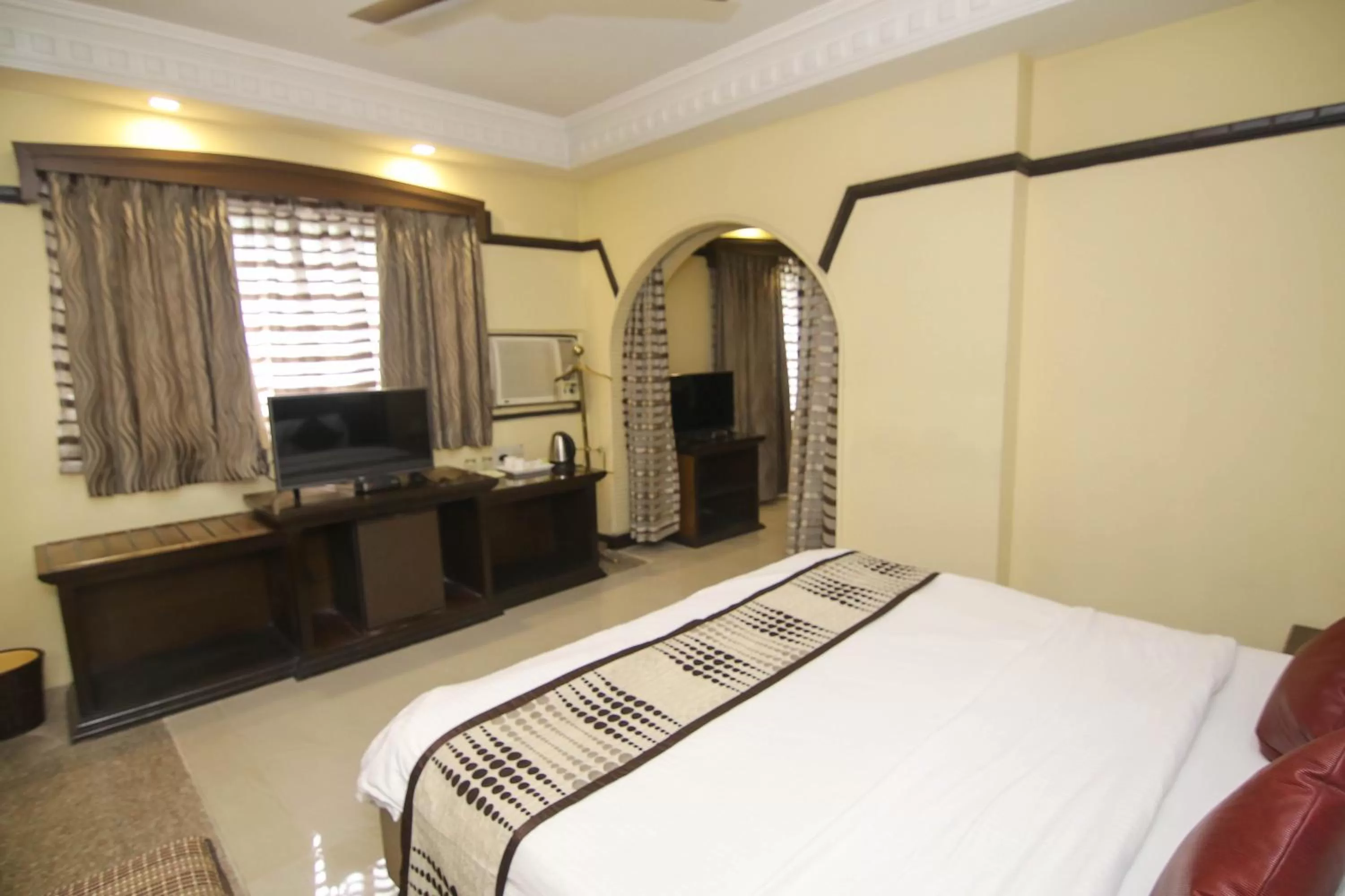 TV and multimedia, Bed in Lytton Hotel