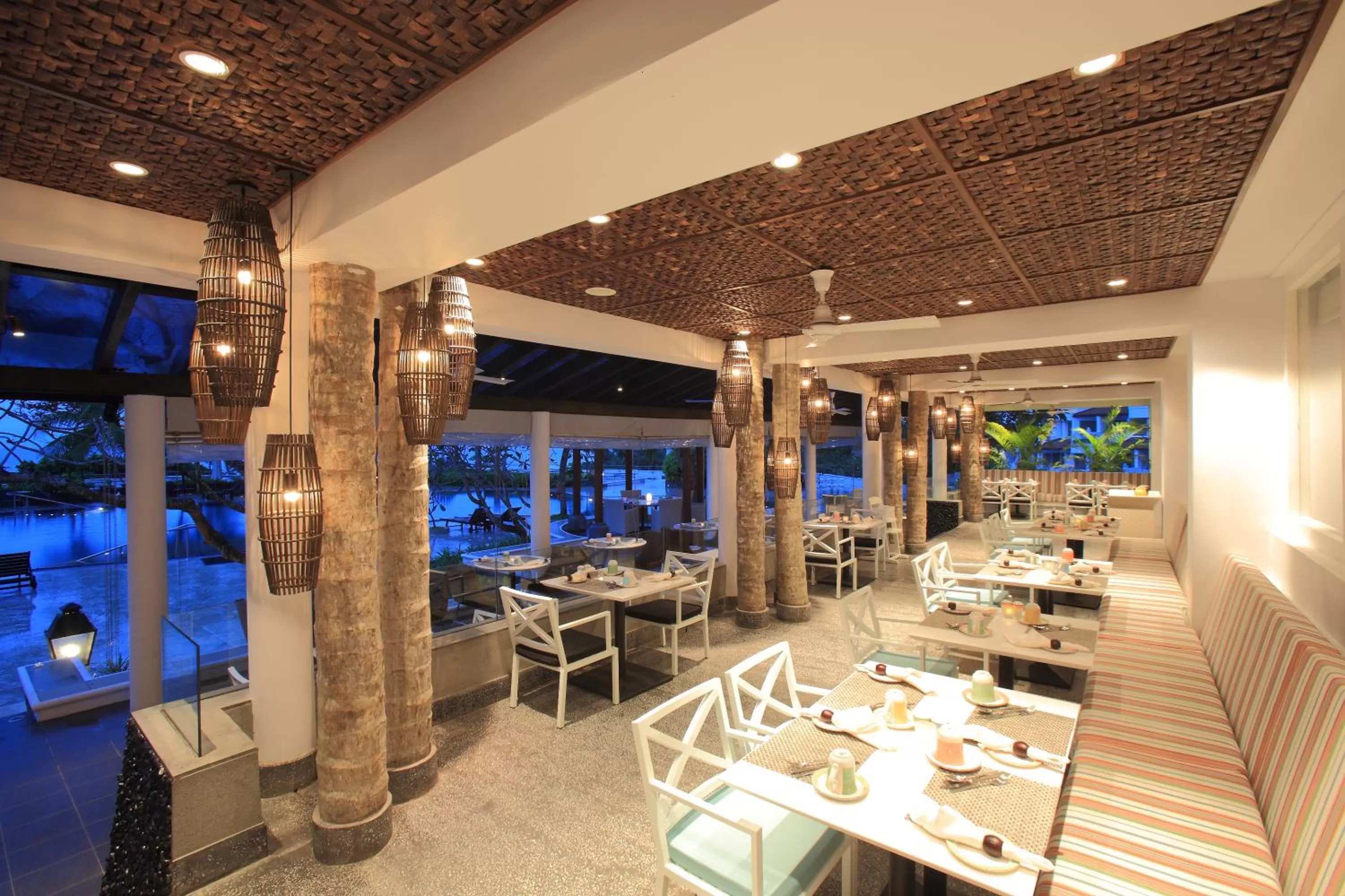 Restaurant/places to eat in Taj Bentota Resort & Spa