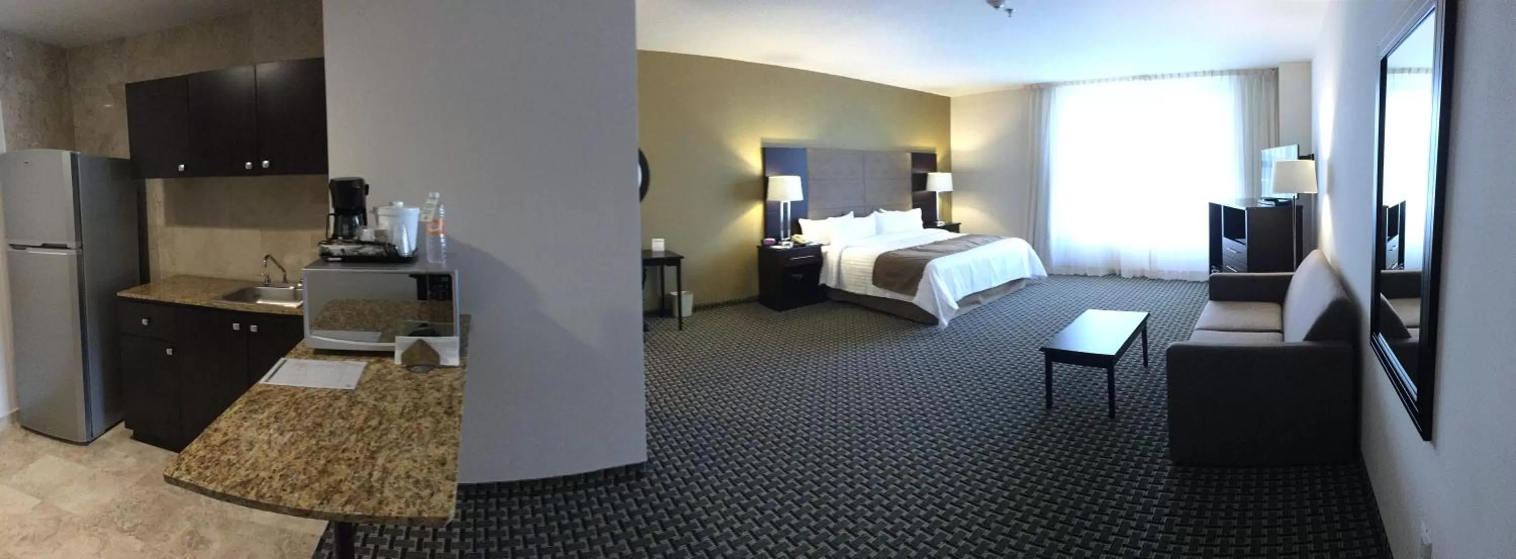 Photo of the whole room, Bed in Holiday Inn Mexico Santa Fe by IHG