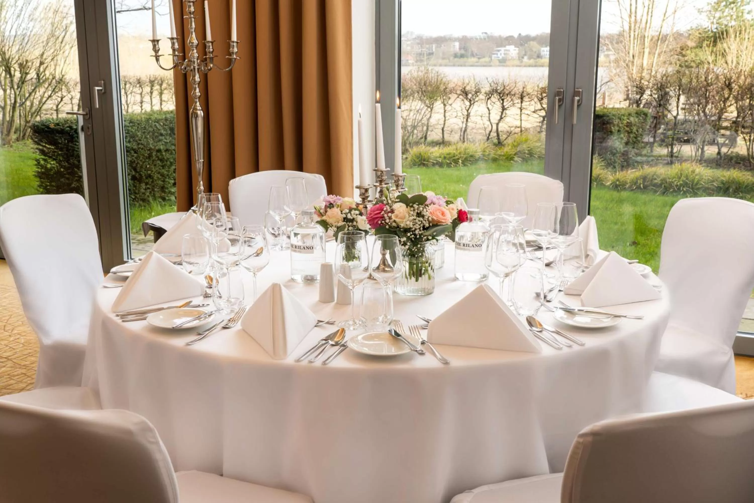 wedding in elaya hotel hamburg finkenwerder