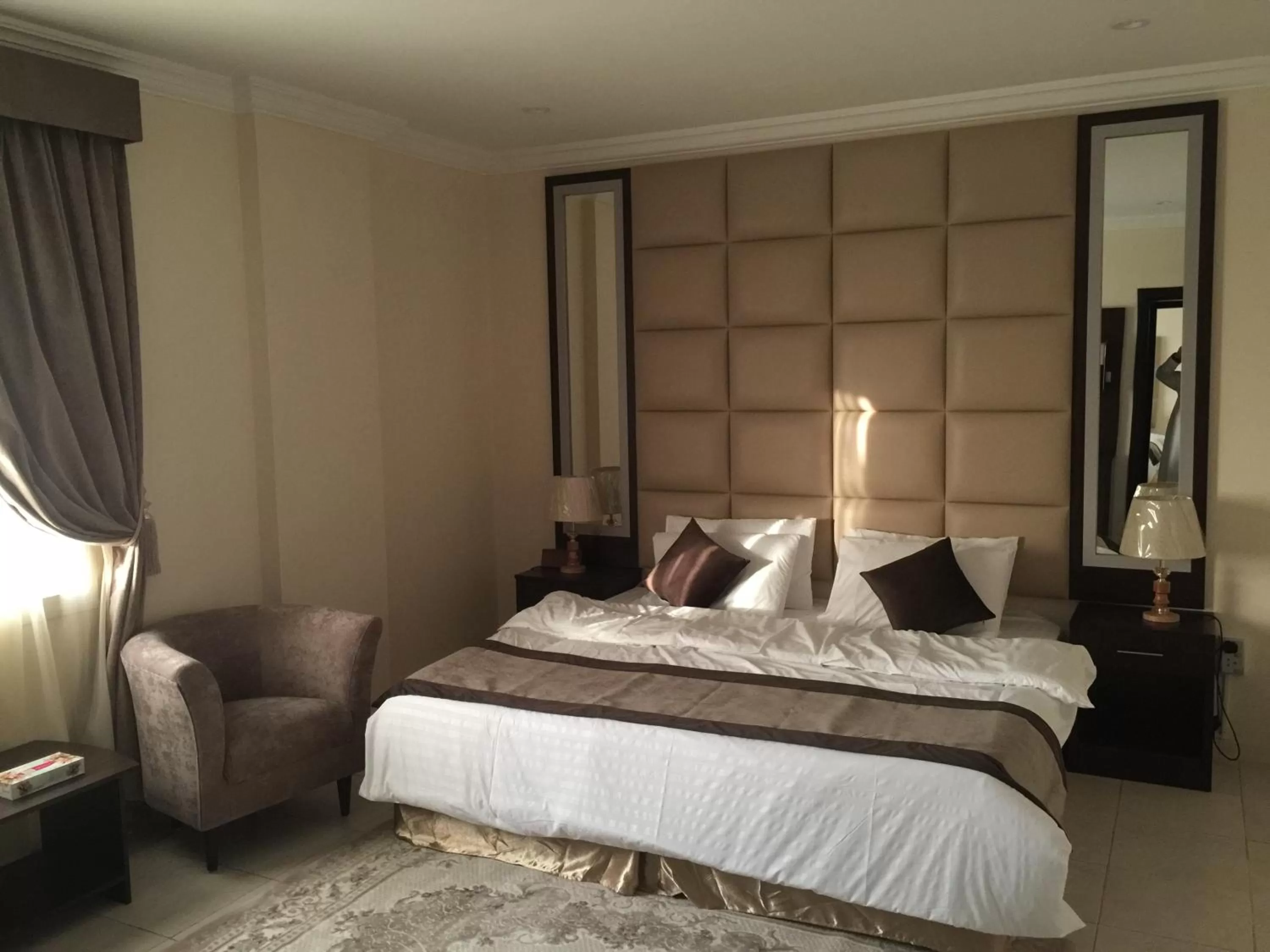 Bed in Alshaheen Suites