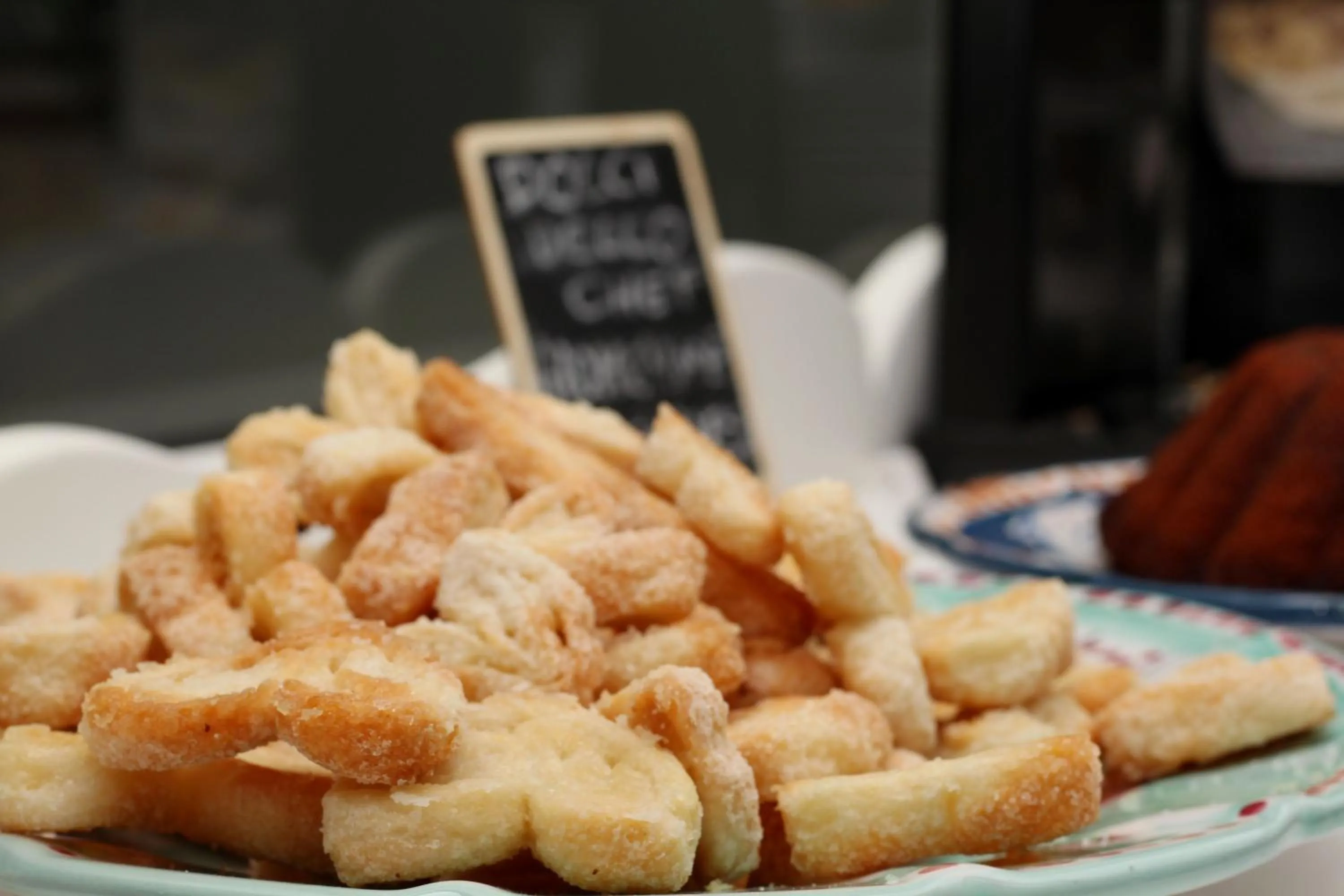 Buffet breakfast in Puntaquattroventi