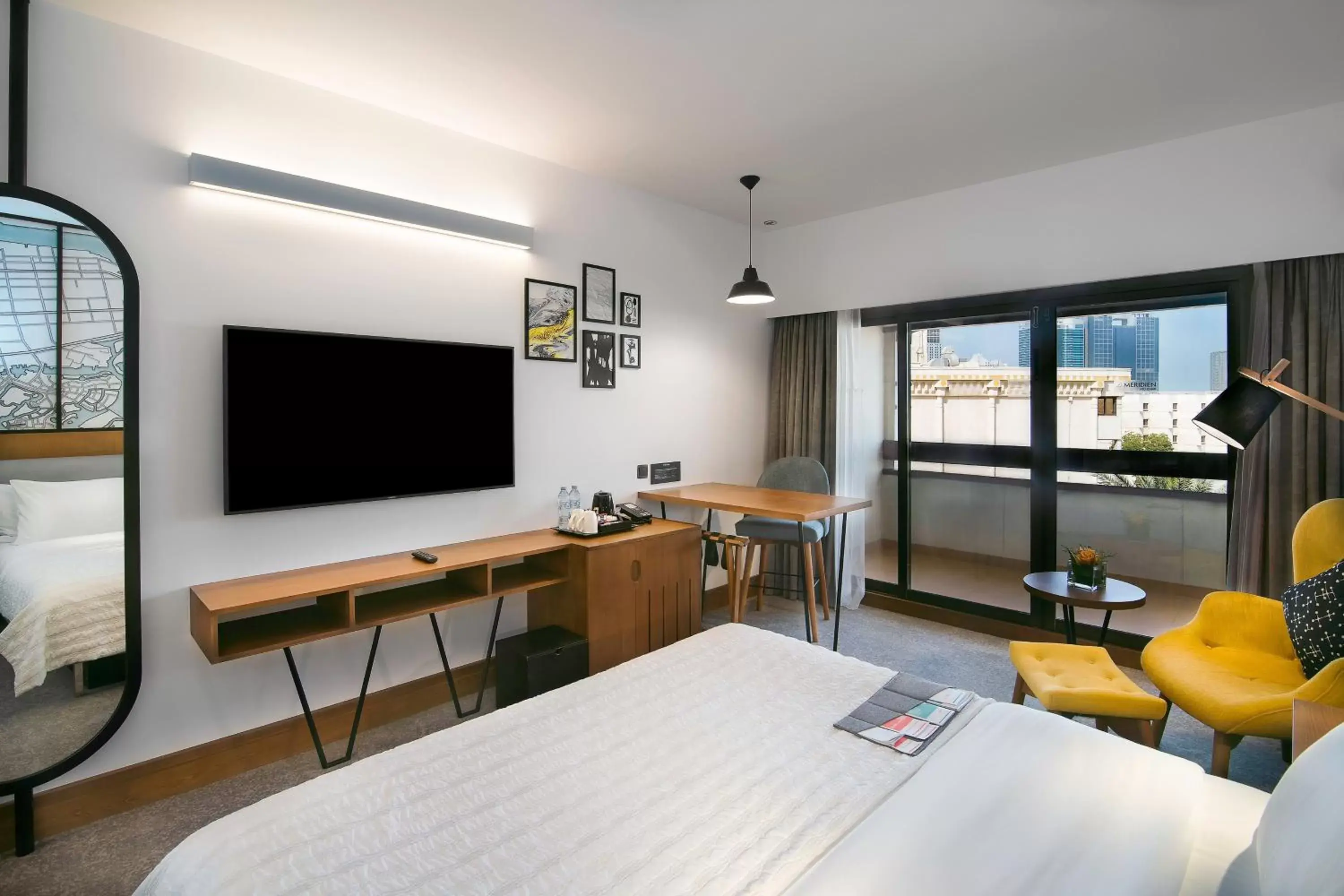 Club Room King Resort View with Club Lounge Access in Le Meridien Abu Dhabi Resort Club Room King Resort View with Club Lounge Access in Le Meridien Abu Dhabi Resort