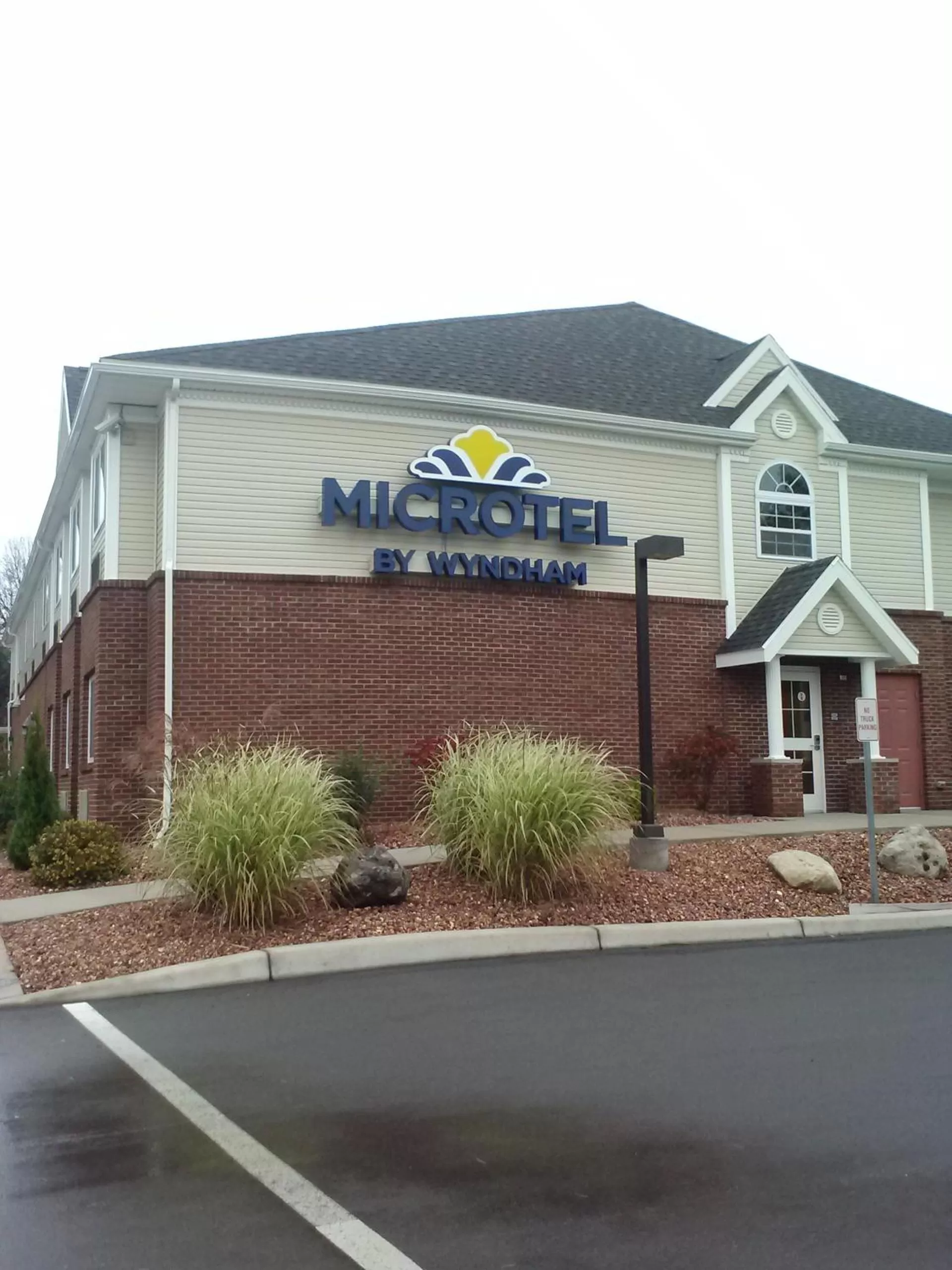 Property building in Microtel Inn & Suites Chili/Rochester