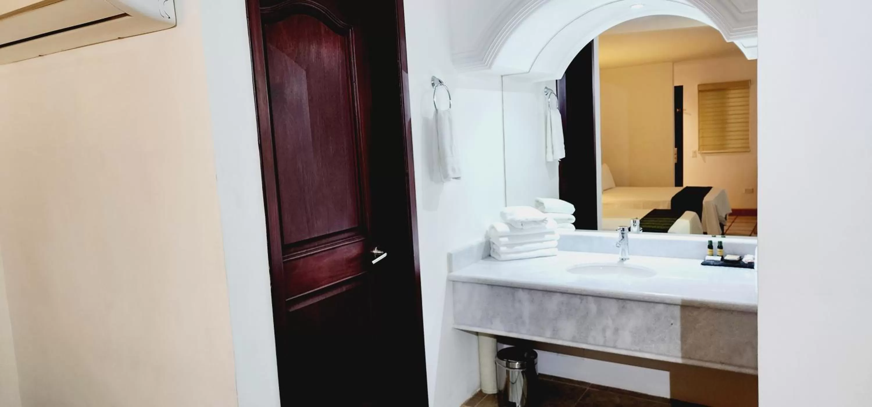 Hotel Boutique Plaza Doradas