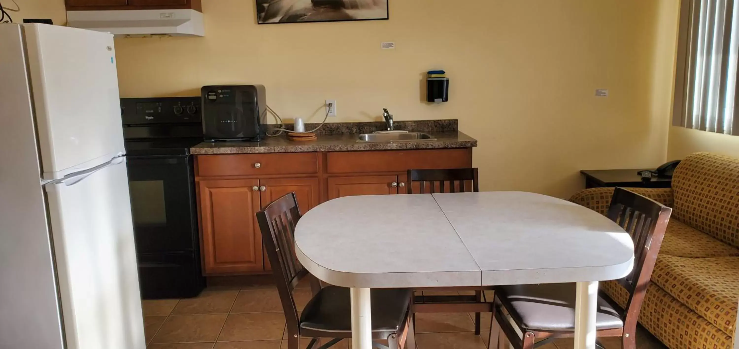 Family Room in Sunparlor Motel Family Room in Sunparlor Motel