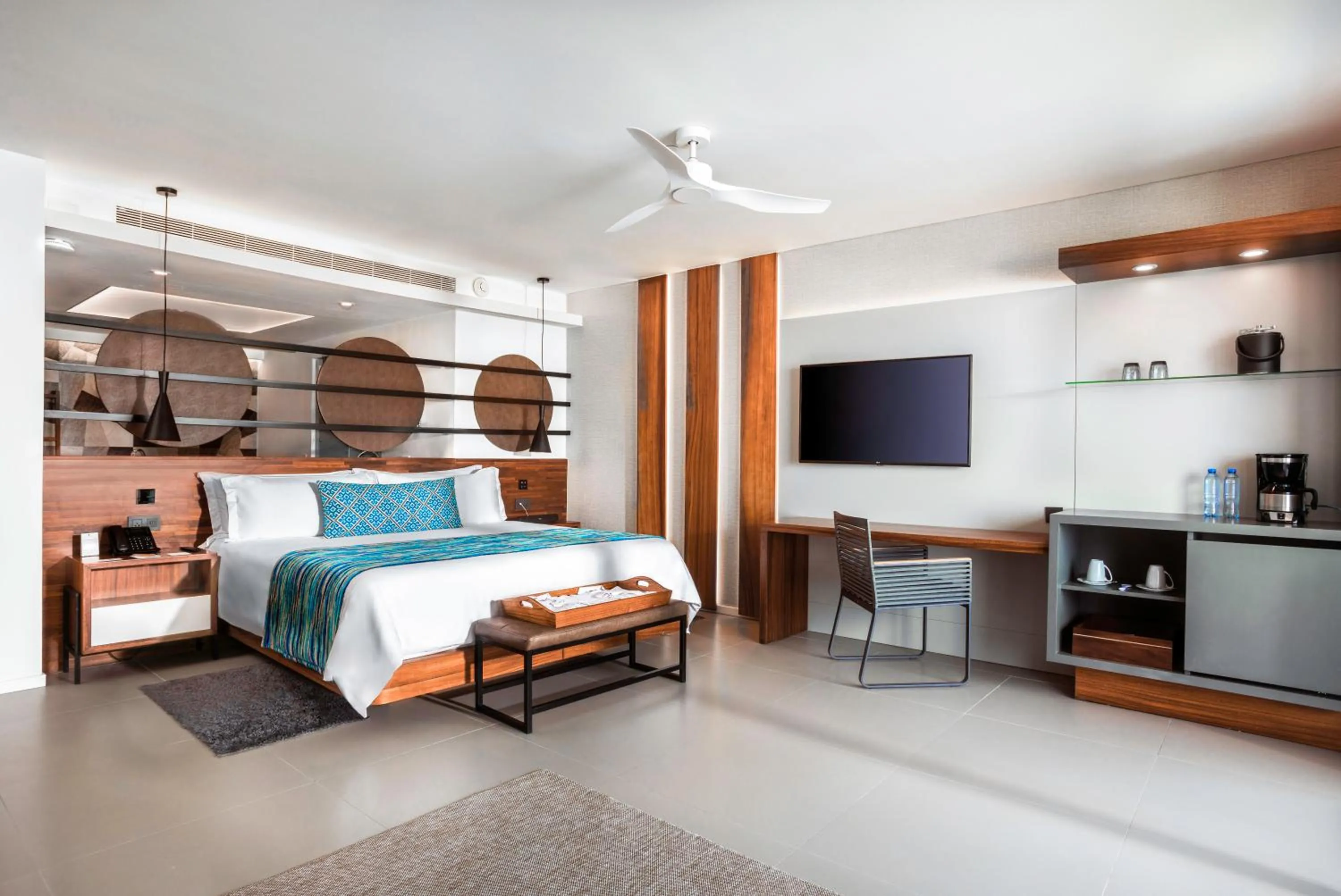 TV and multimedia, Bed in Majestic Elegance Costa Mujeres - All Inclusive