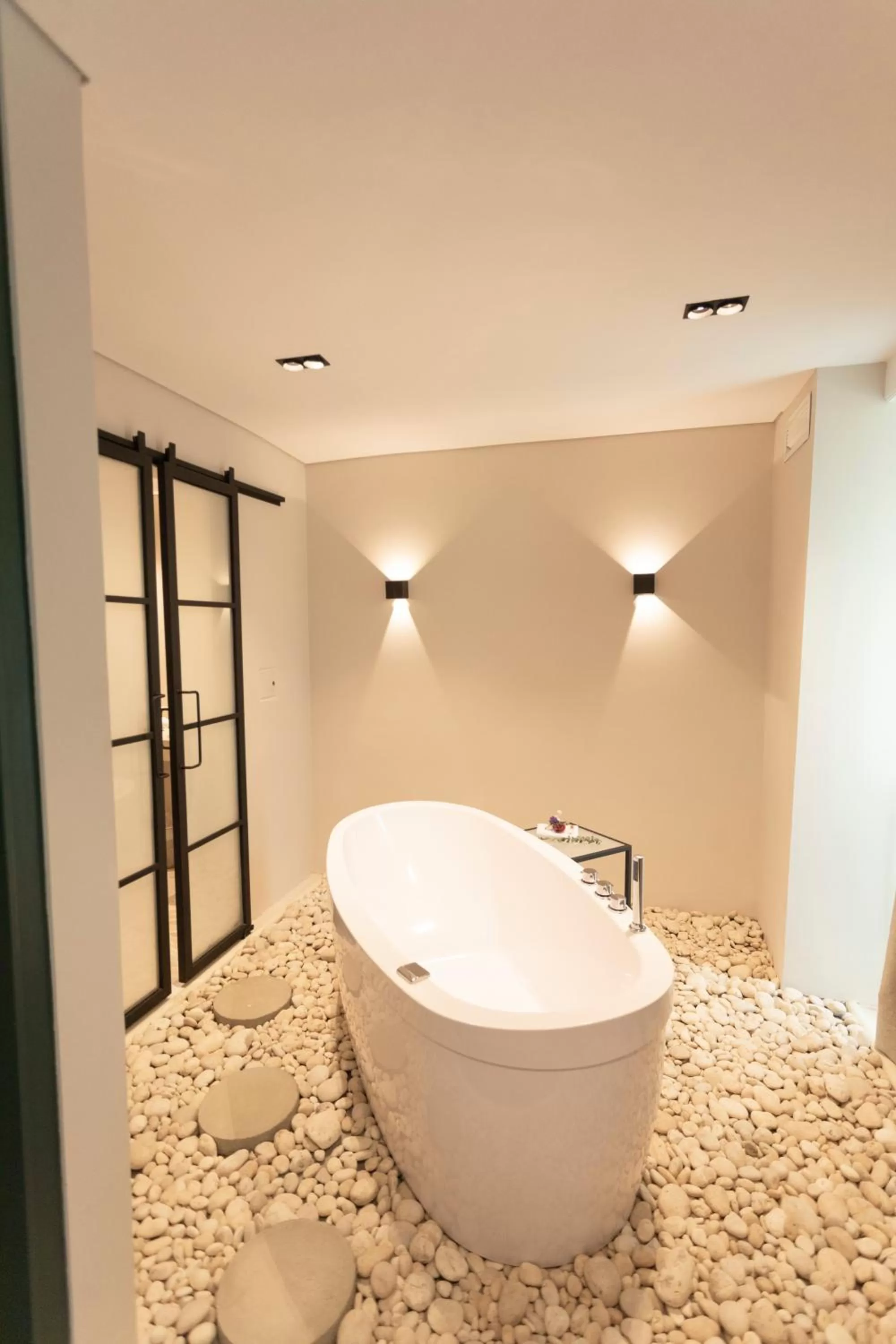 Bathroom in 1616 Hotel