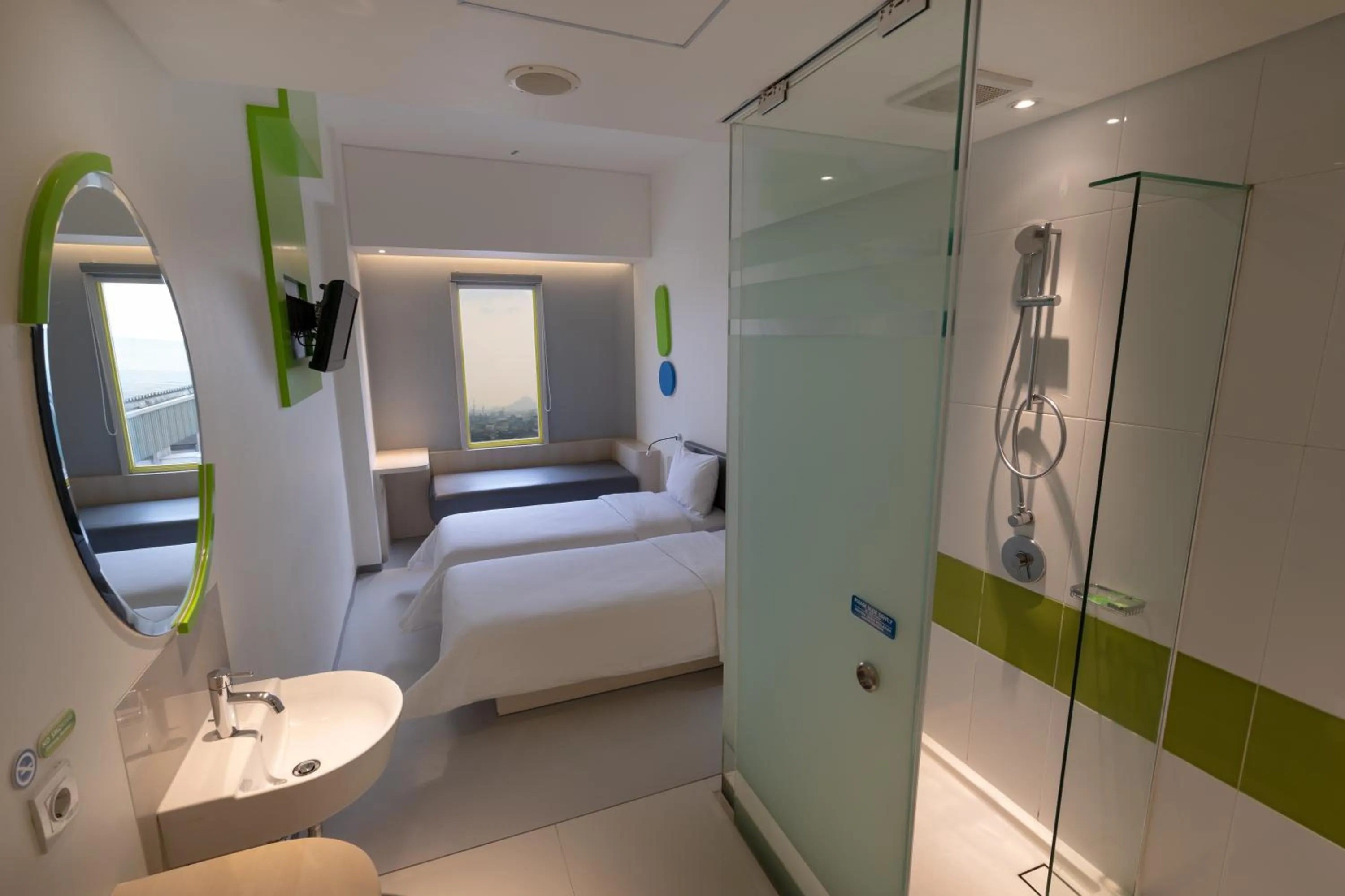 Photo of the whole room, Bed in POP! Hotel Festival Citylink