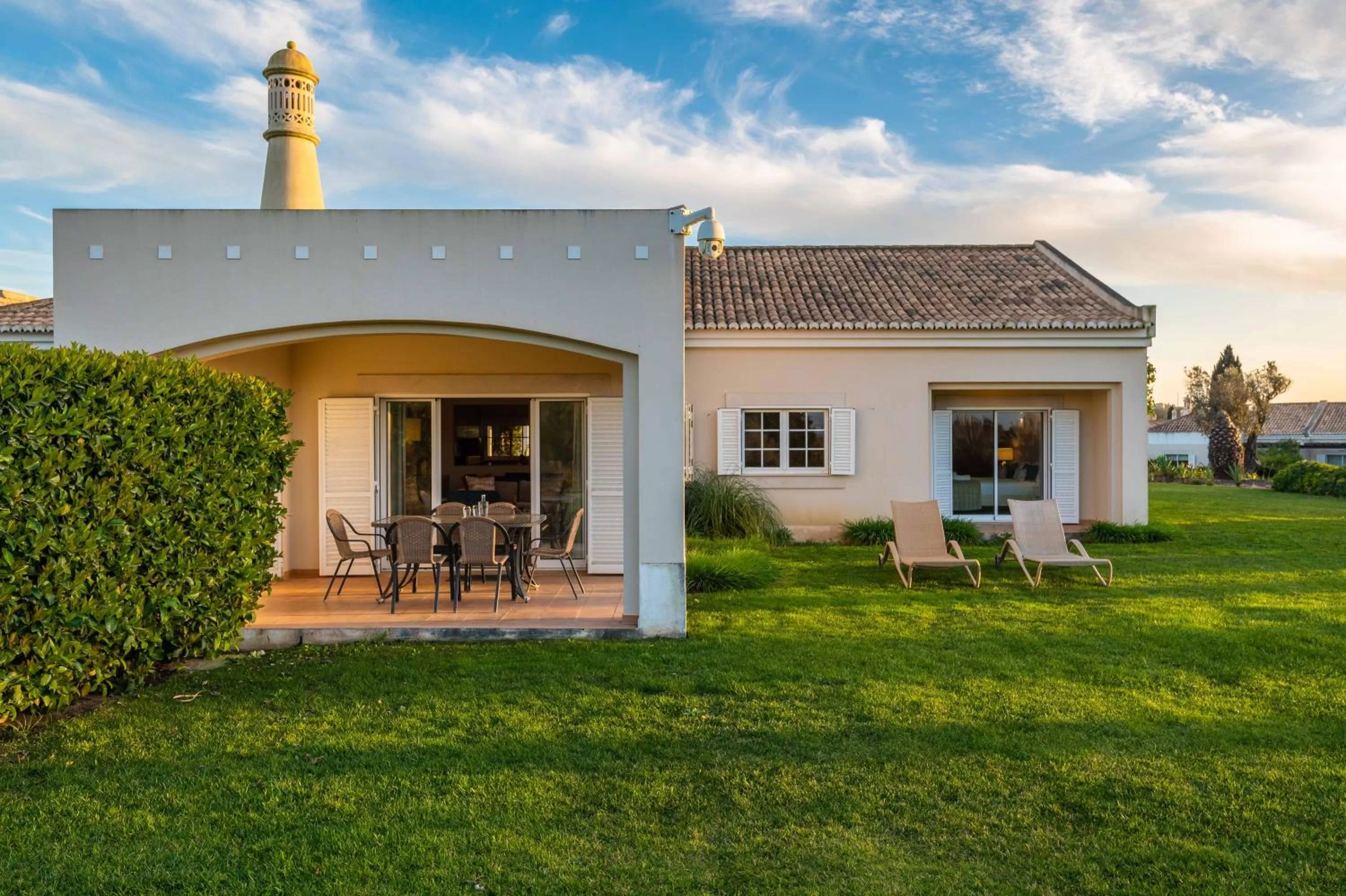 Property building in Vale d'Oliveiras Quinta Resort & Spa