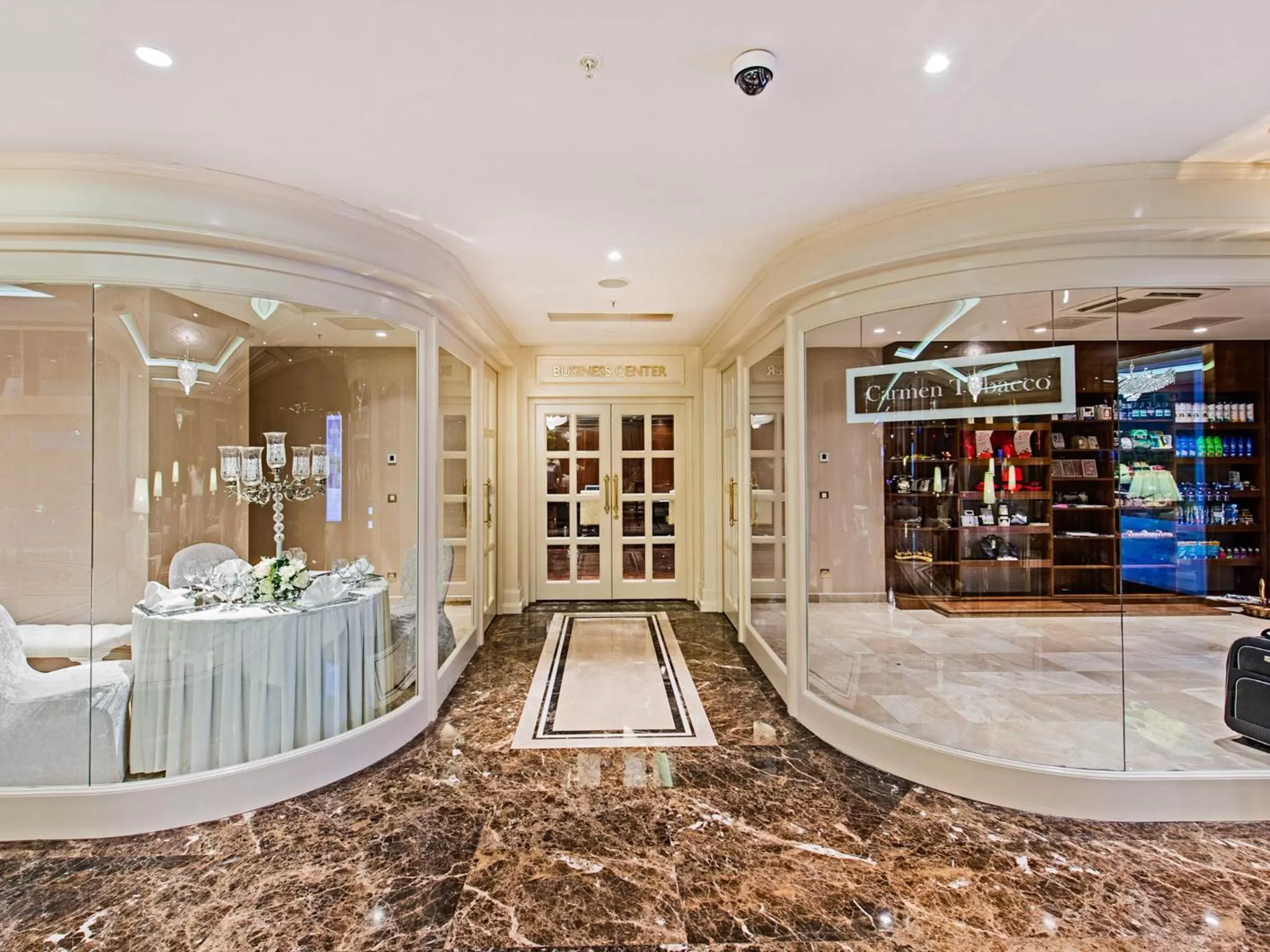 On-site shops in Elite World Istanbul Florya