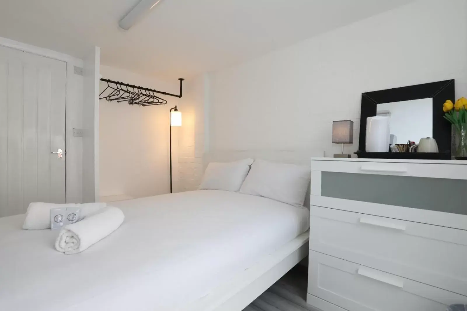 Budget Compact Double Without Window in Anchor Guest House Budget Compact Double Without Window in Anchor Guest House