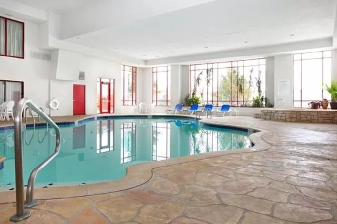 Swimming pool in Holiday Inn Express & Suites - Olathe North by IHG