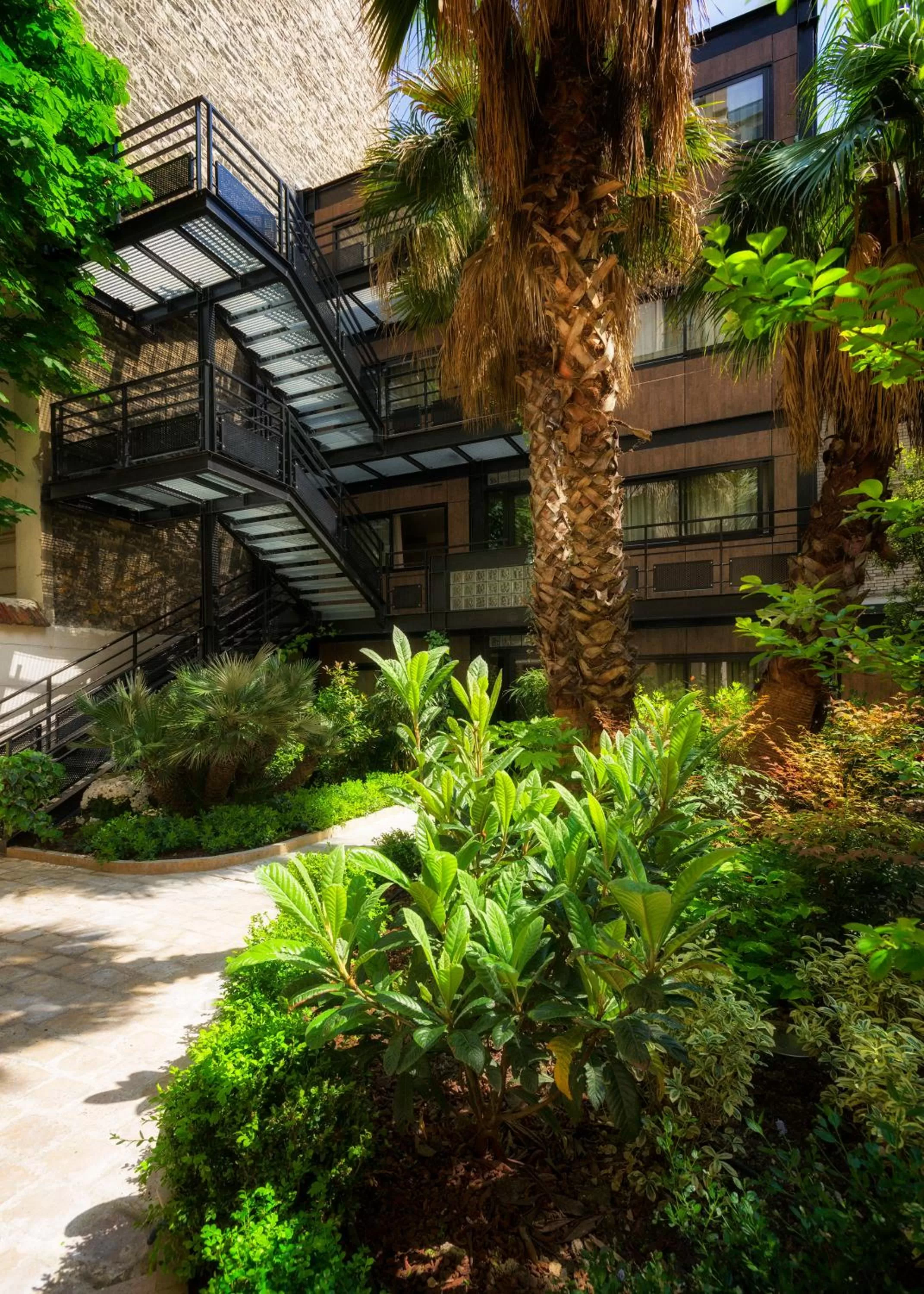 Facade/entrance in B Montmartre