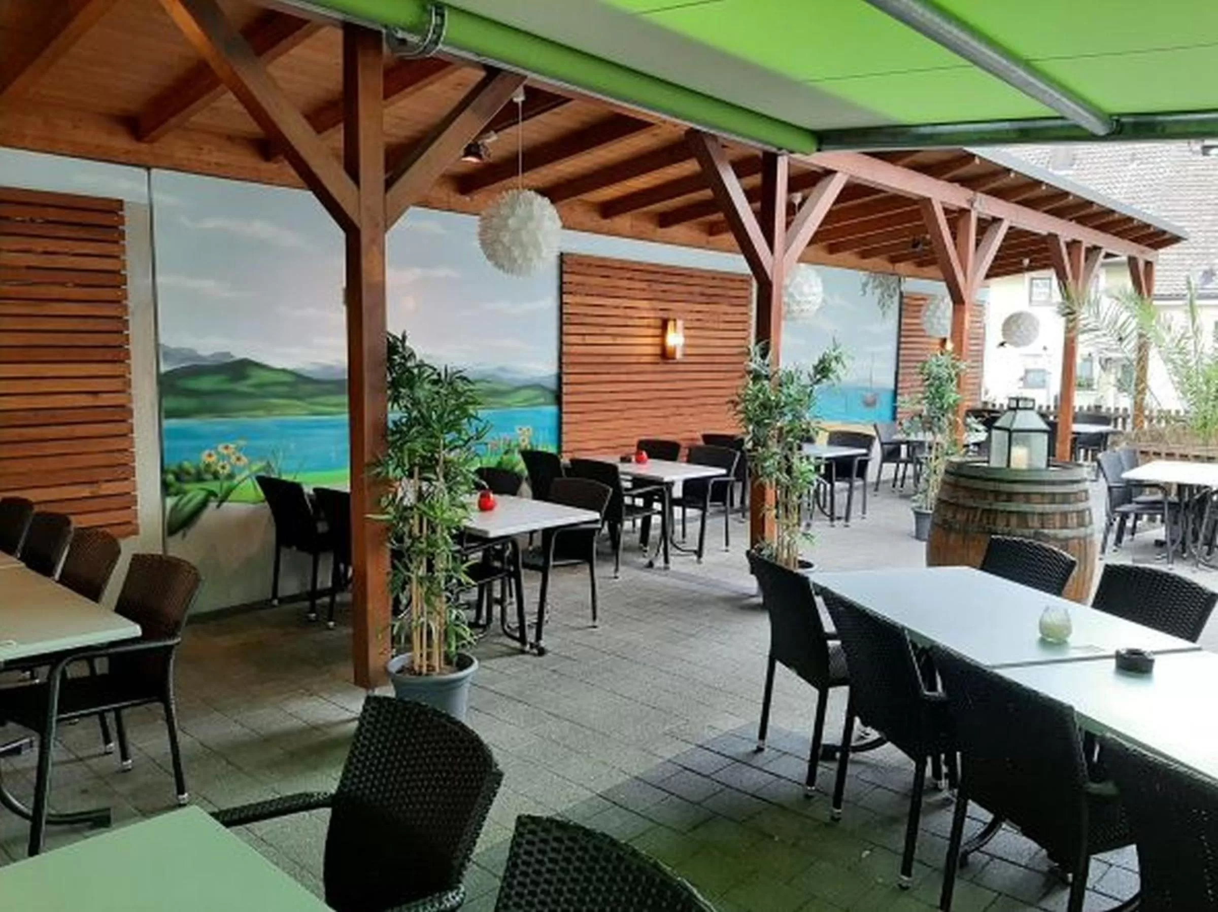 Balcony/Terrace, Restaurant/Places to Eat in Hotel Restaurant Adler