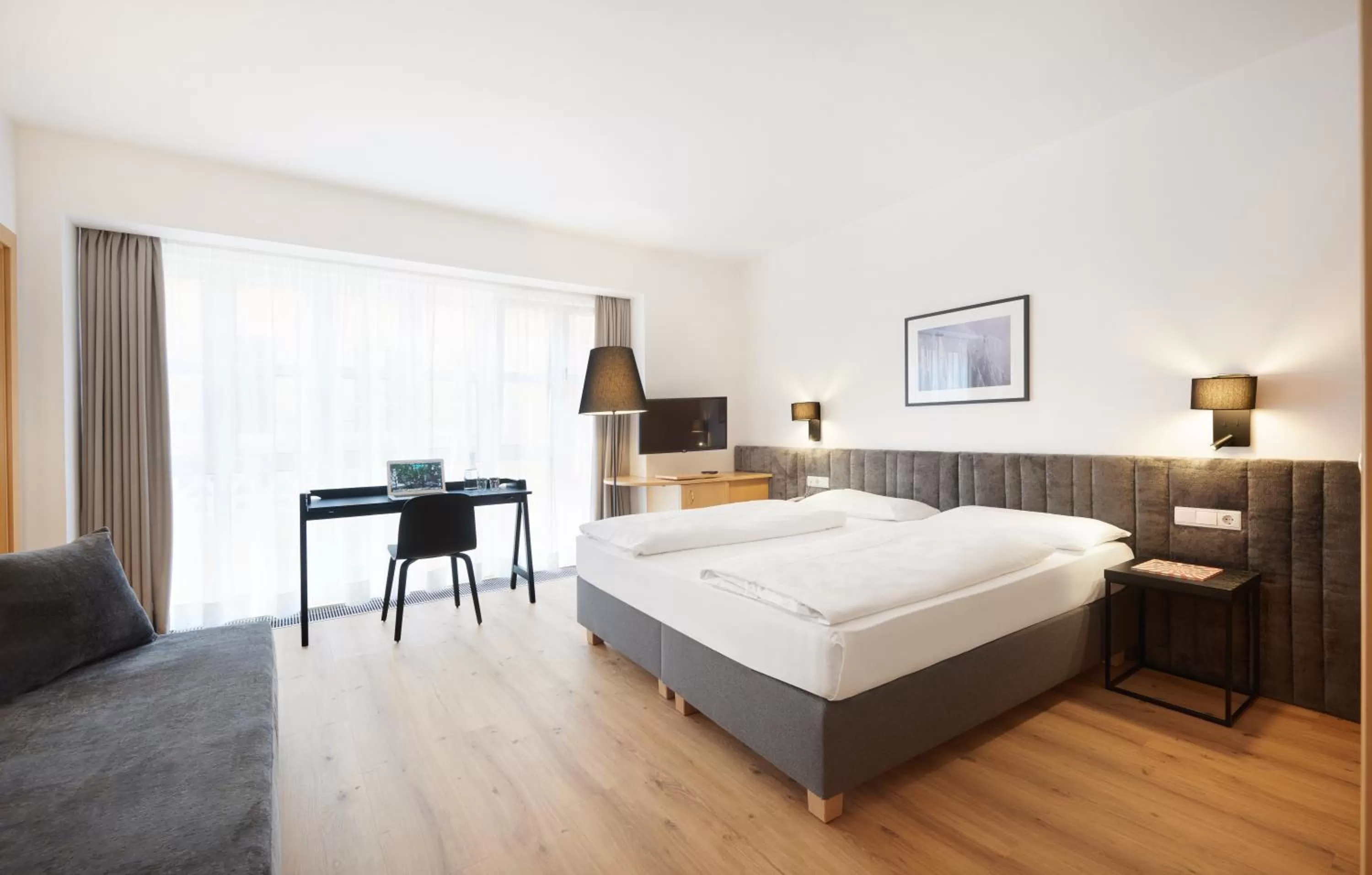 Bed in Hotel Goldene Rose