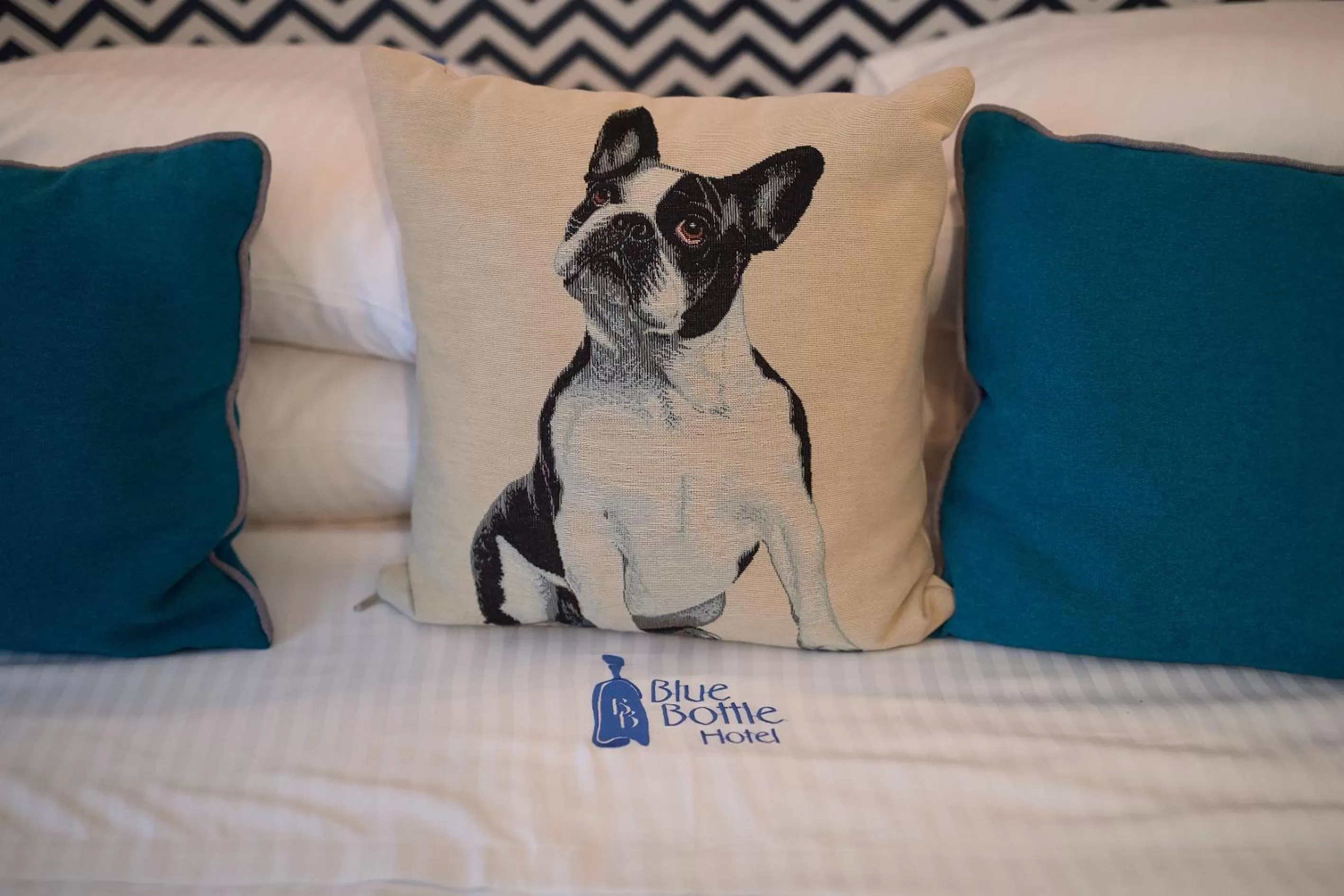 Bed in Blue Bottle Boutique Hotel