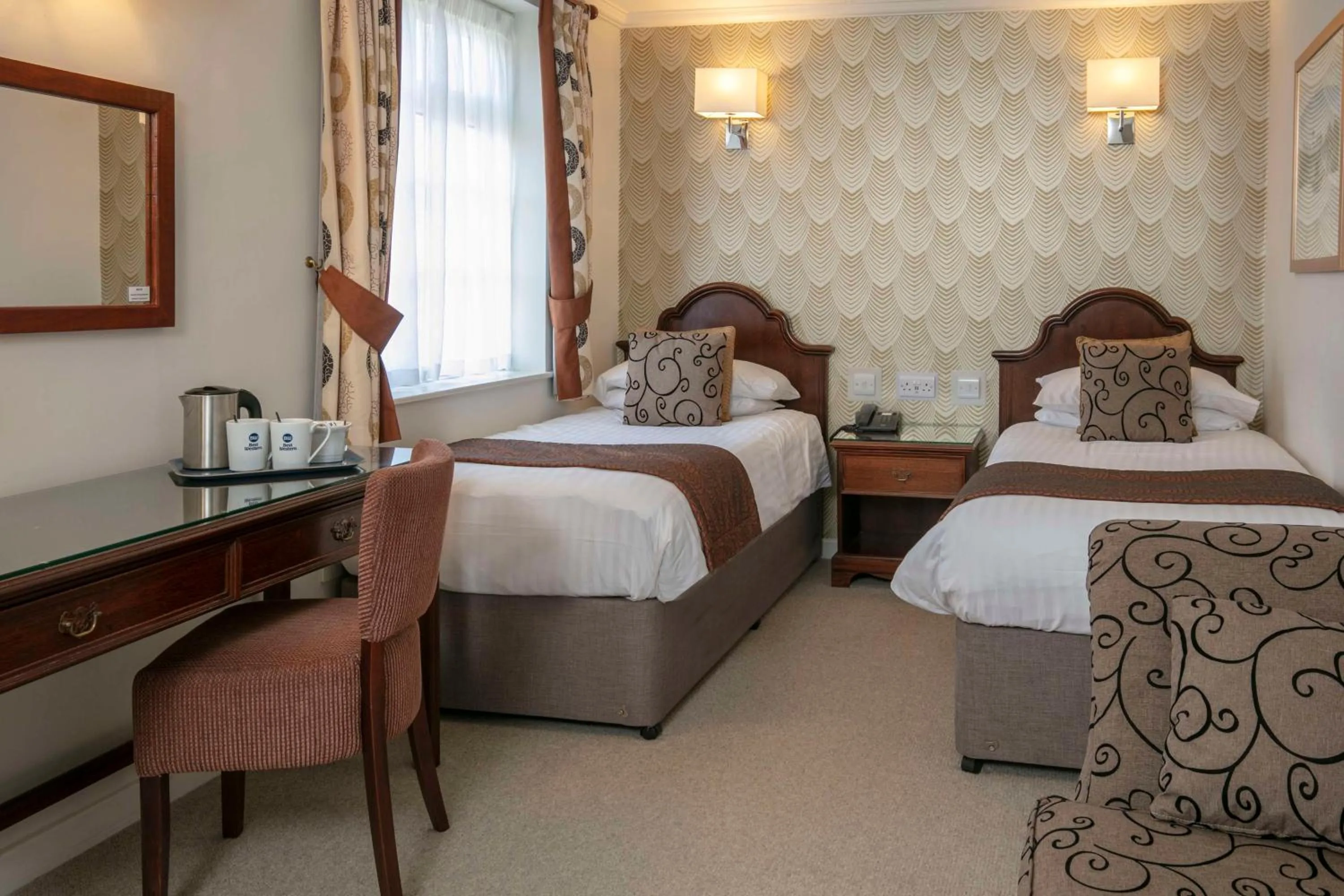 Bedroom, Bed in Best Western Sysonby Knoll Hotel