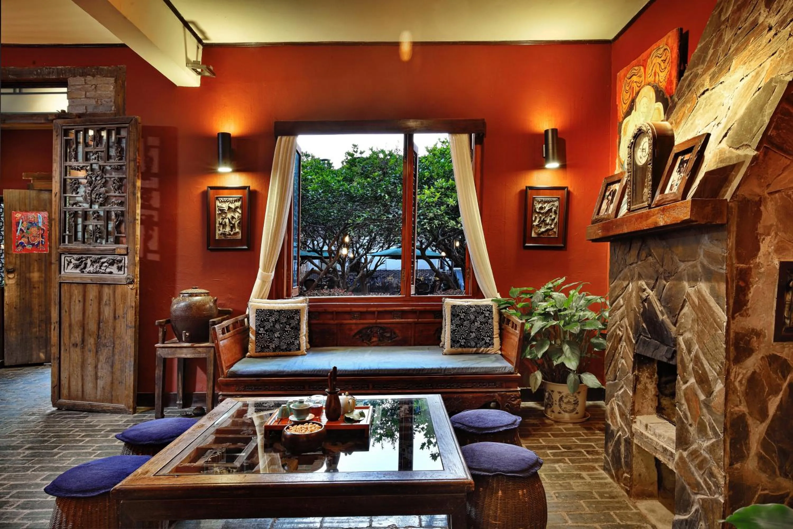 Communal lounge/ TV room in Yangshuo Village Inn Boutique Hotel