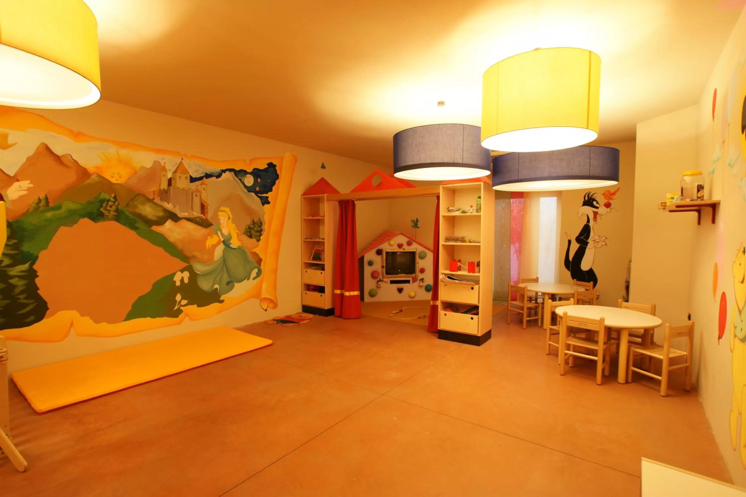 Kids's club in Adler Family and Wellness ApartHotel