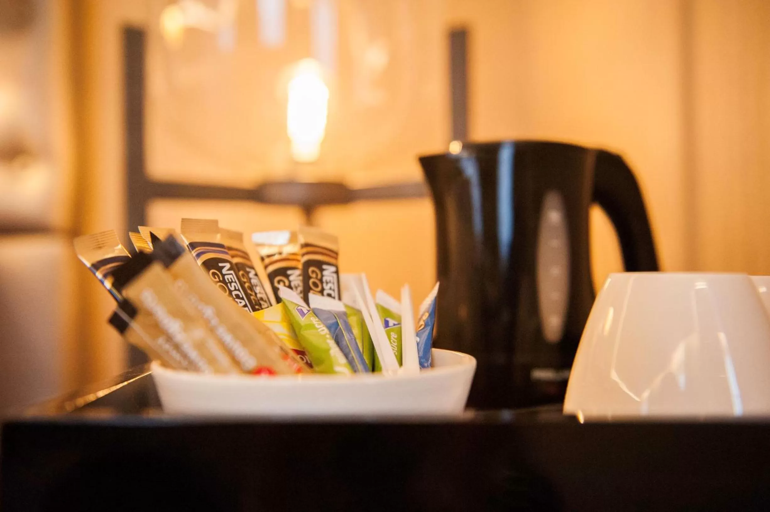 Coffee/tea facilities in Hotel Acacia