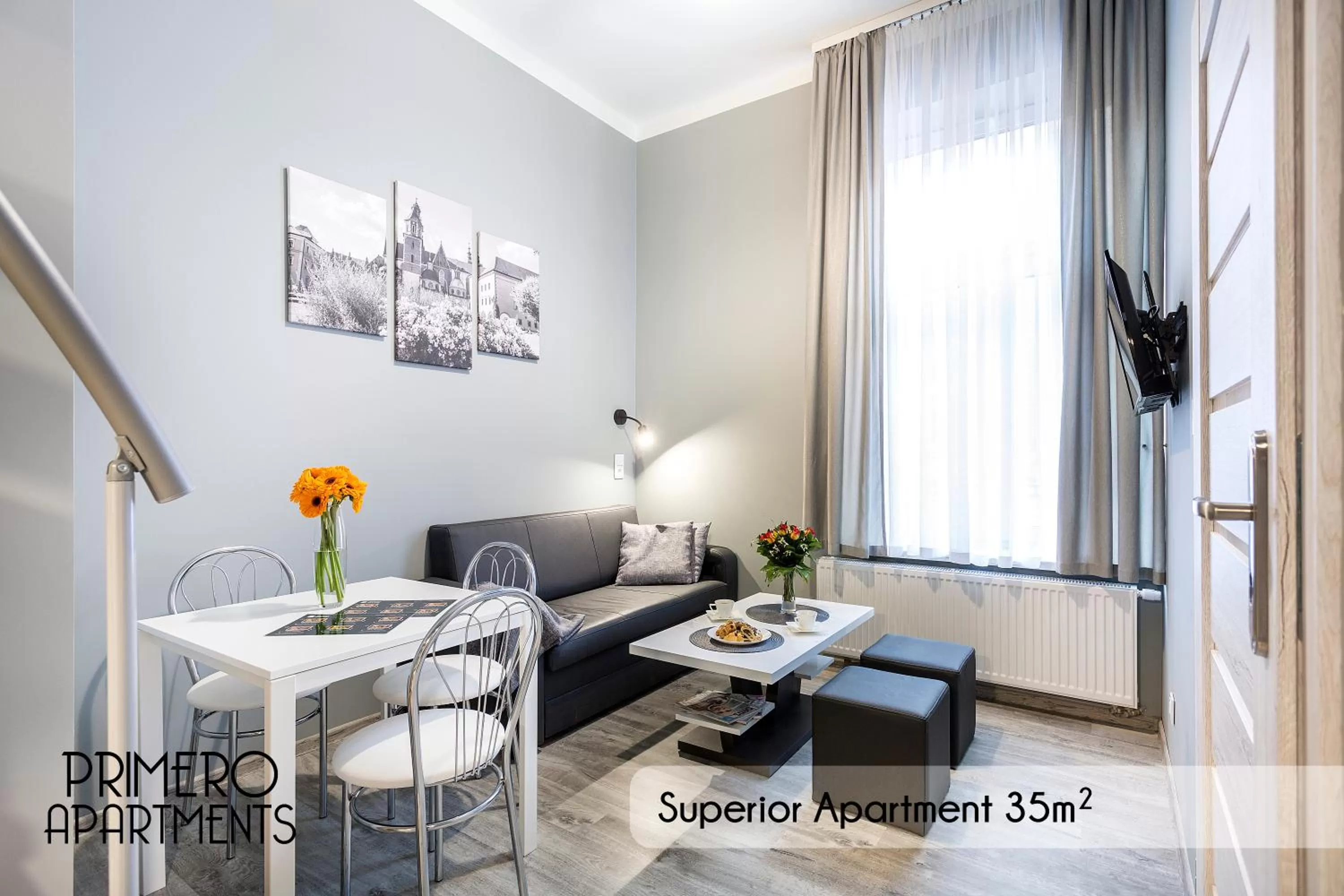 Living room, Seating Area in PRIMERO Elegant Apartments KRAKÓW Old Town