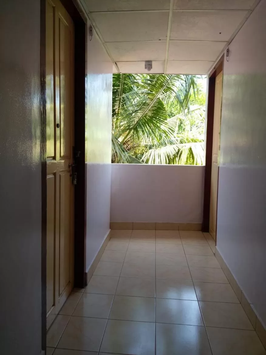 Anandan Tourist Home