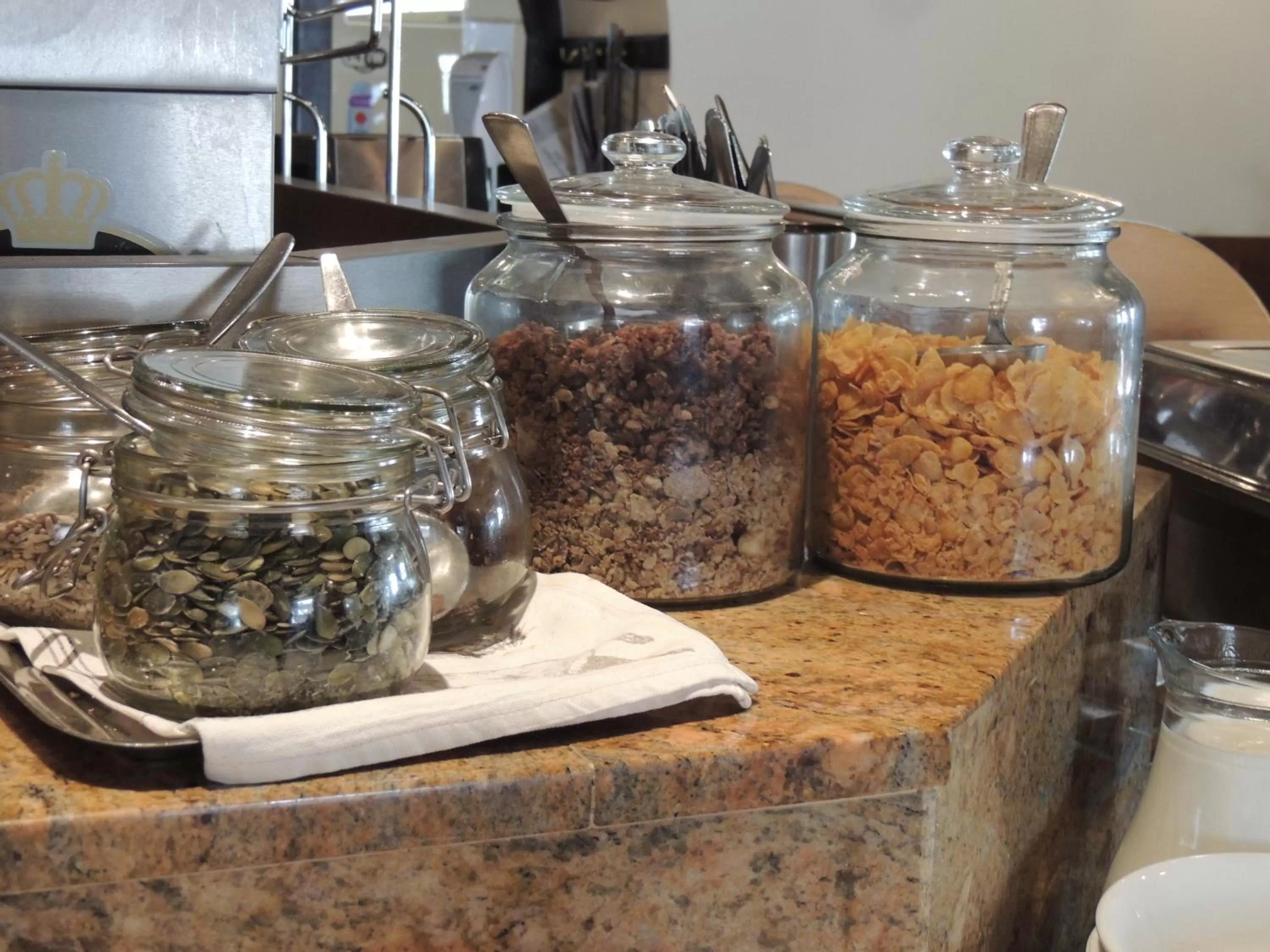 Buffet breakfast in Hotel Club