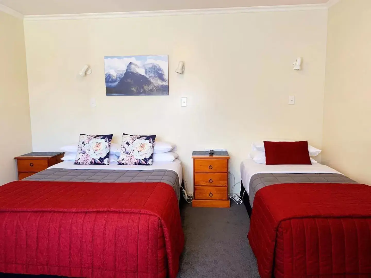 Family One-Bedroom Apartment in Amber Court Motel Family One-Bedroom Apartment in Amber Court Motel