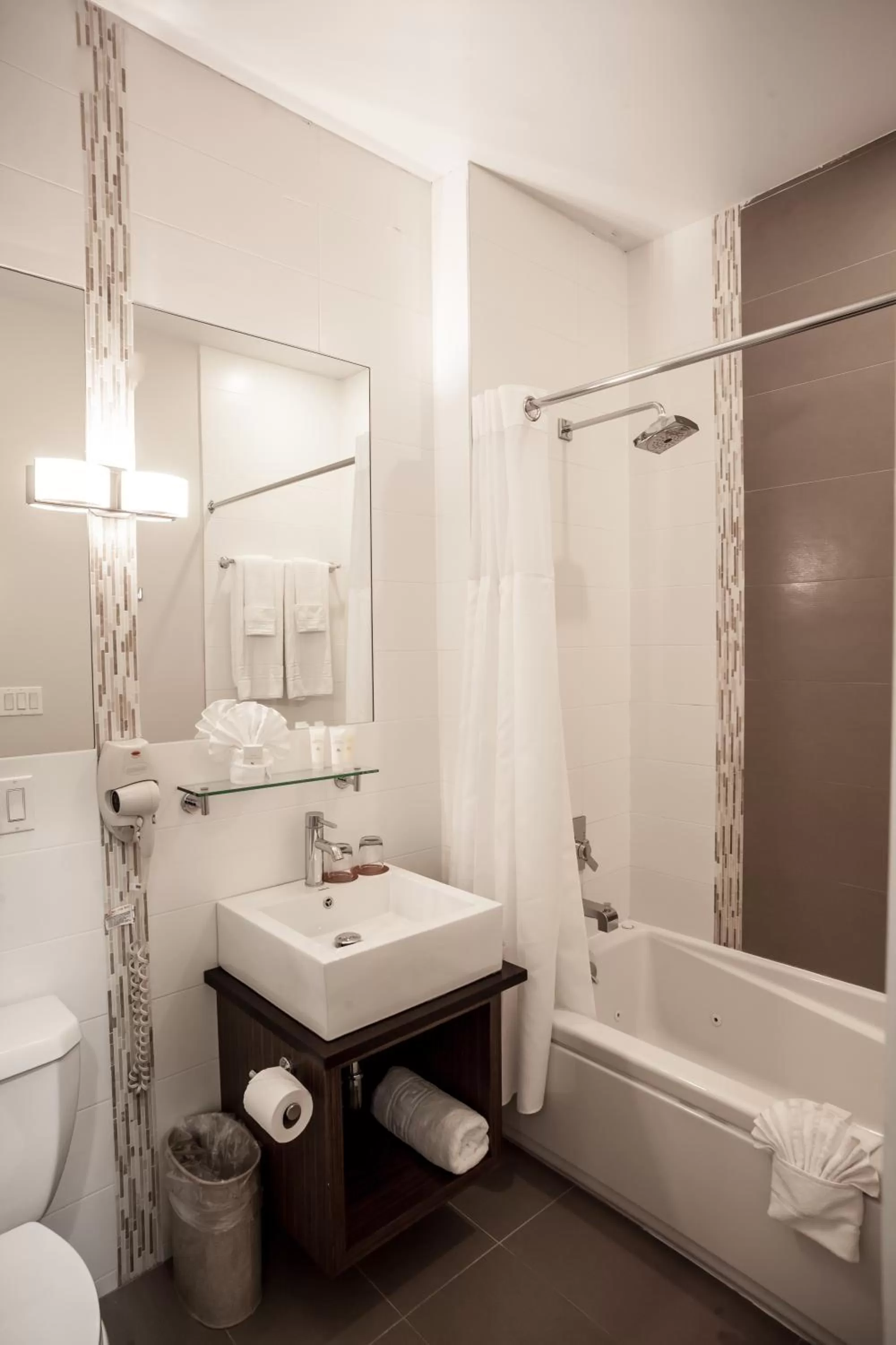 Bathroom in Aura Hotel Brooklyn