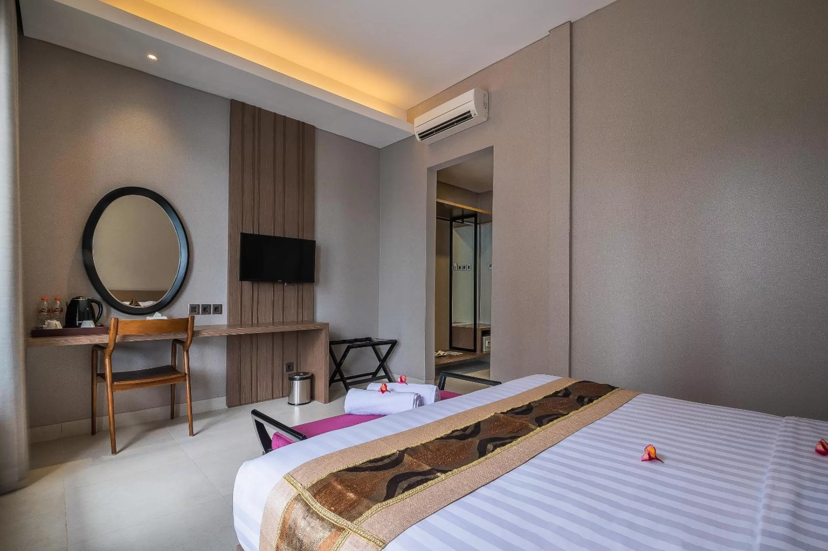 Bedroom, Bed in Padmasari Resort Lovina