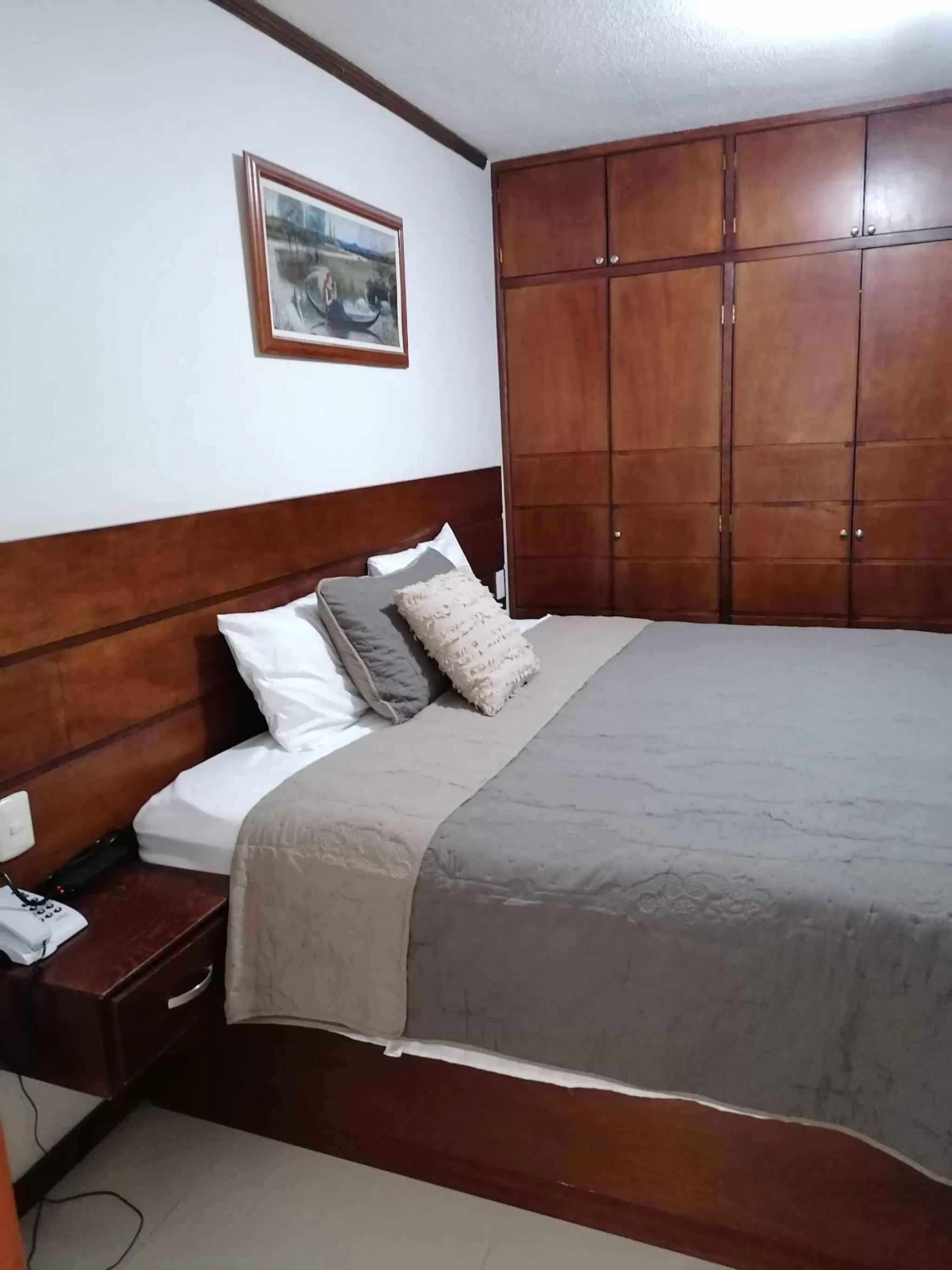 Photo of the whole room, Bed in La Aurora Hotel Like Home