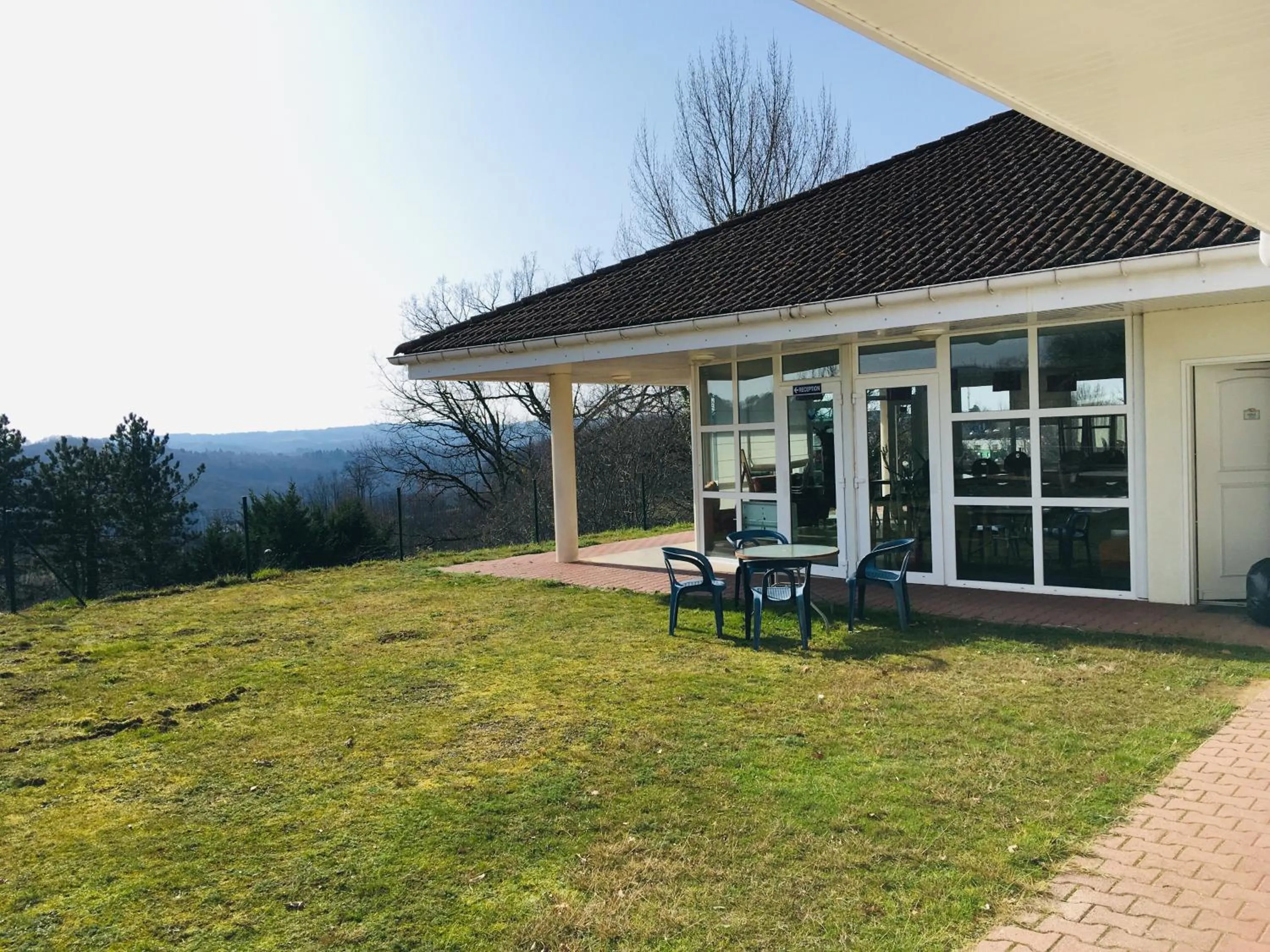 Patio in The Originals Access, Hôtel Tulle