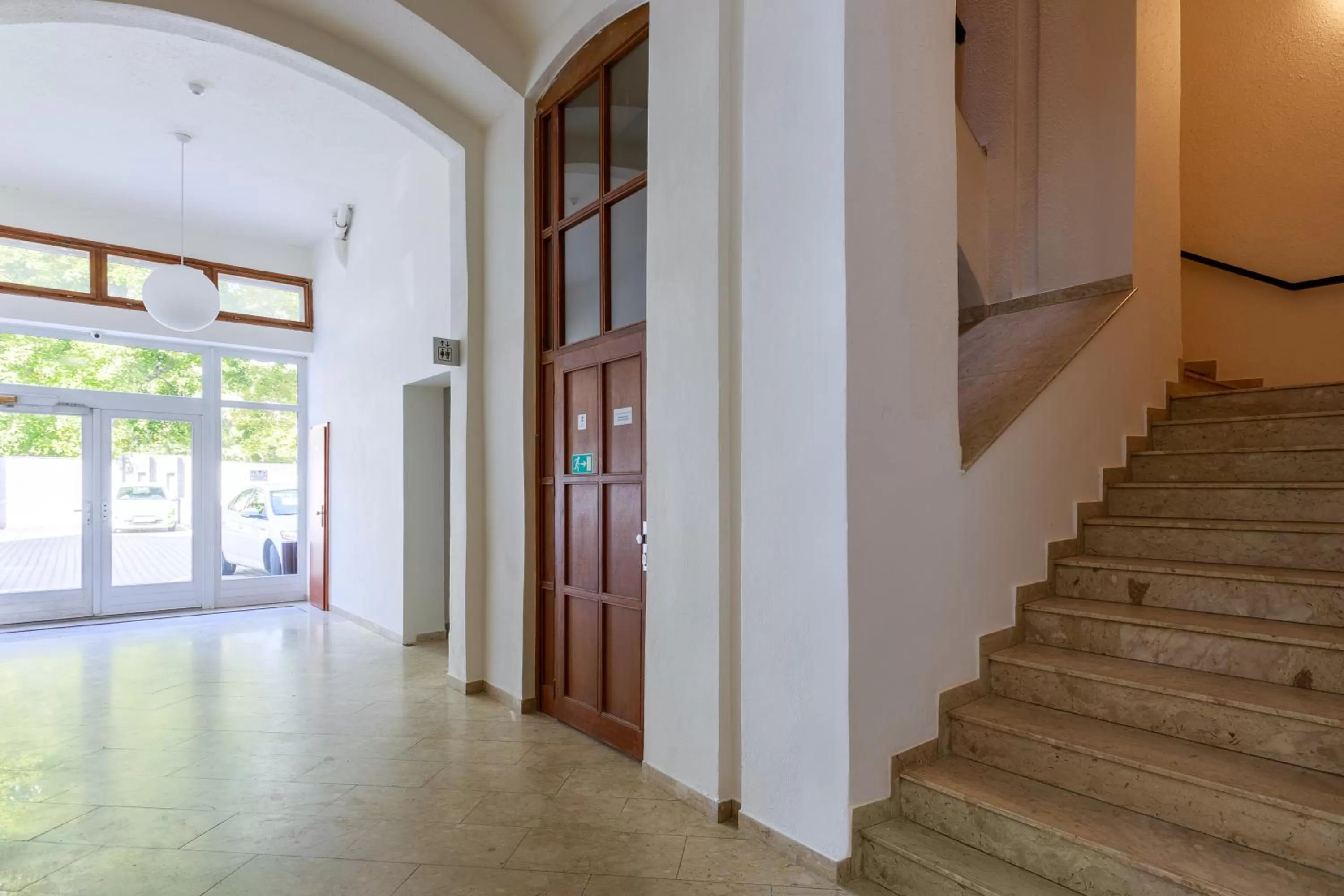 Facade/entrance in Avantgarde apartments