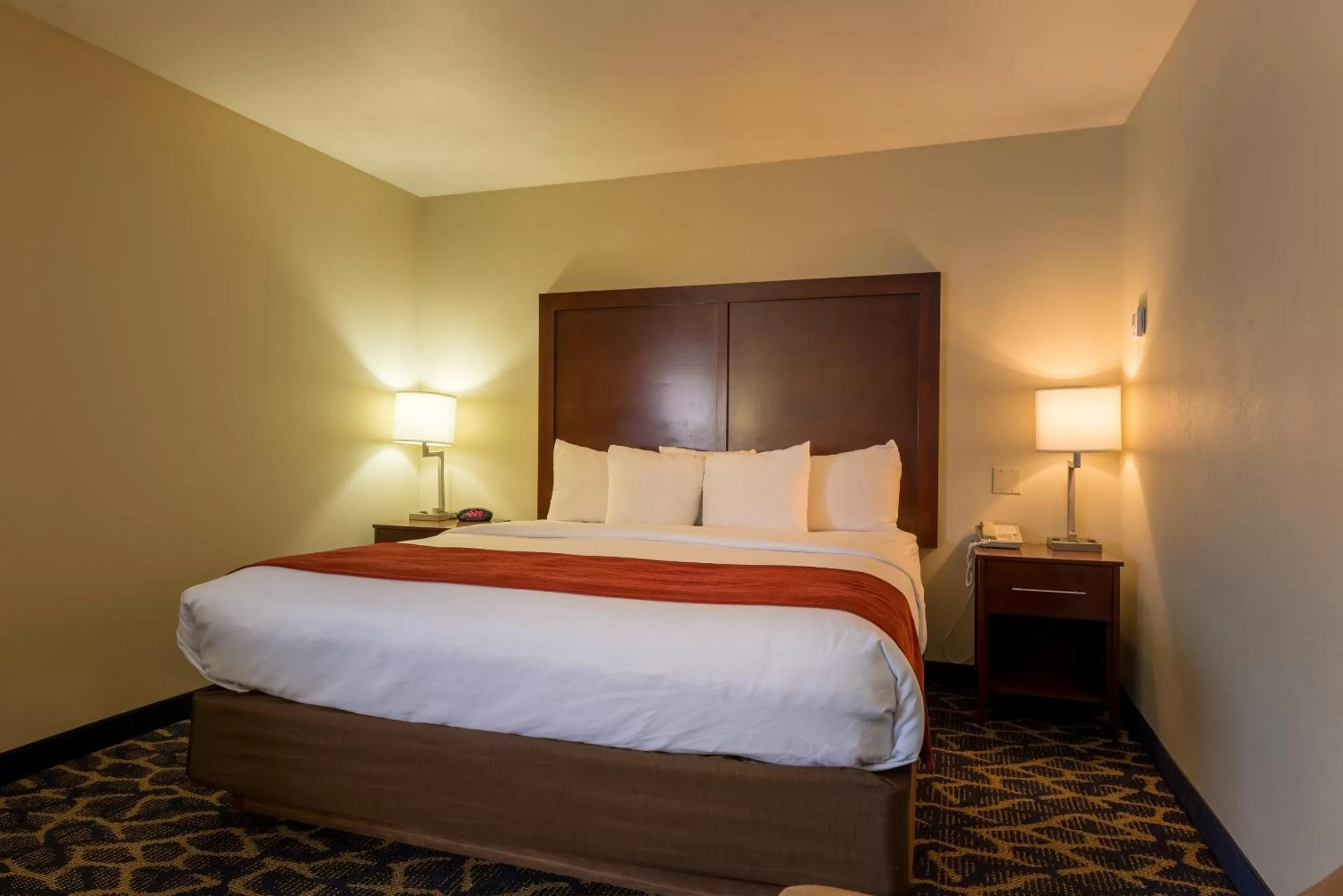 Bed in Comfort Inn & Suites Alamosa
