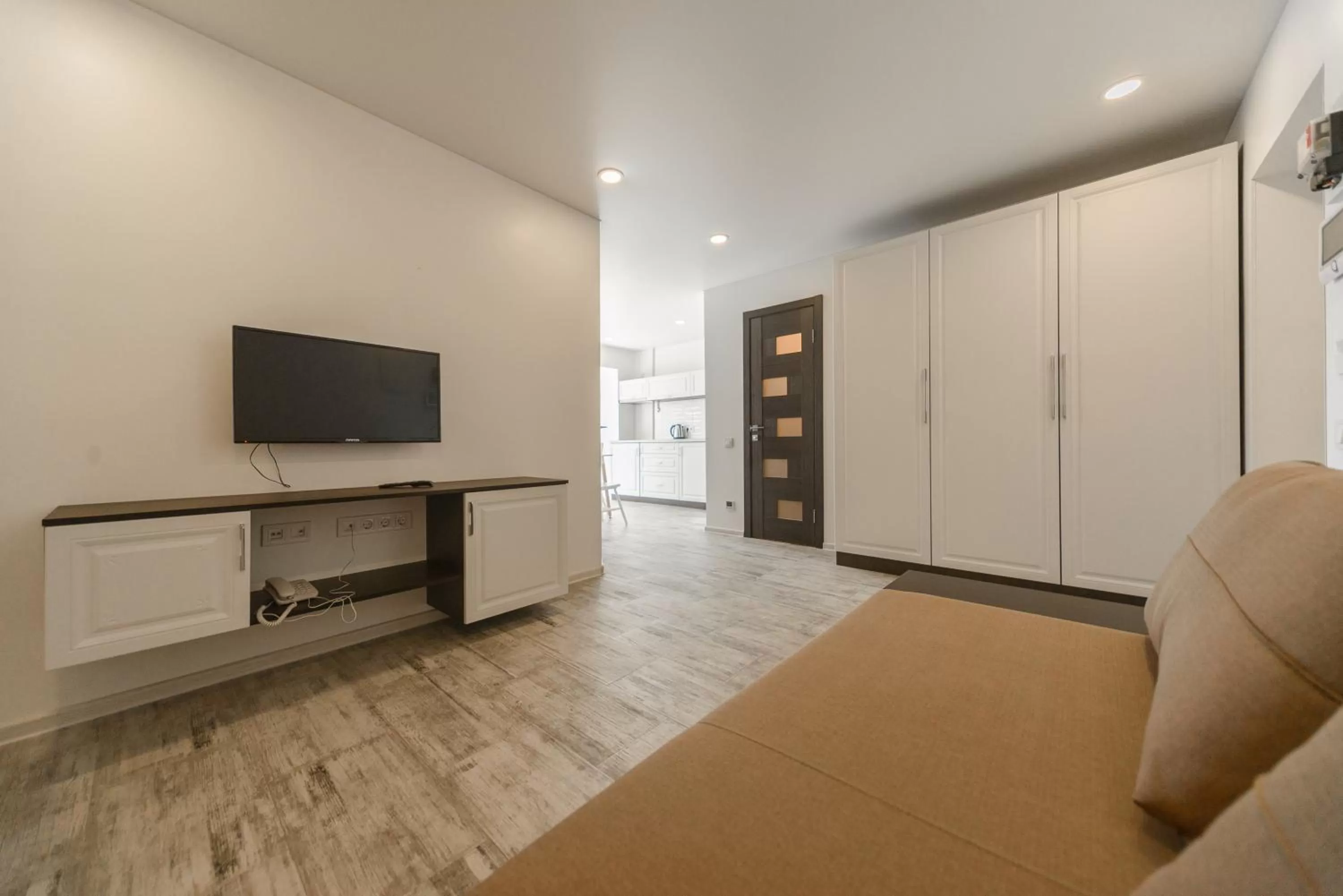 Living room, TV/Entertainment Center in Partner Guest House