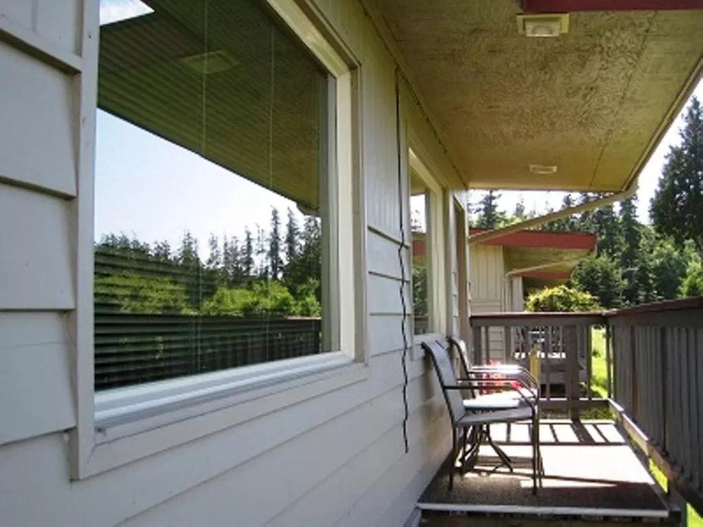  Cottage - Pet Friendly in Anacortes Ship Harbor Inn