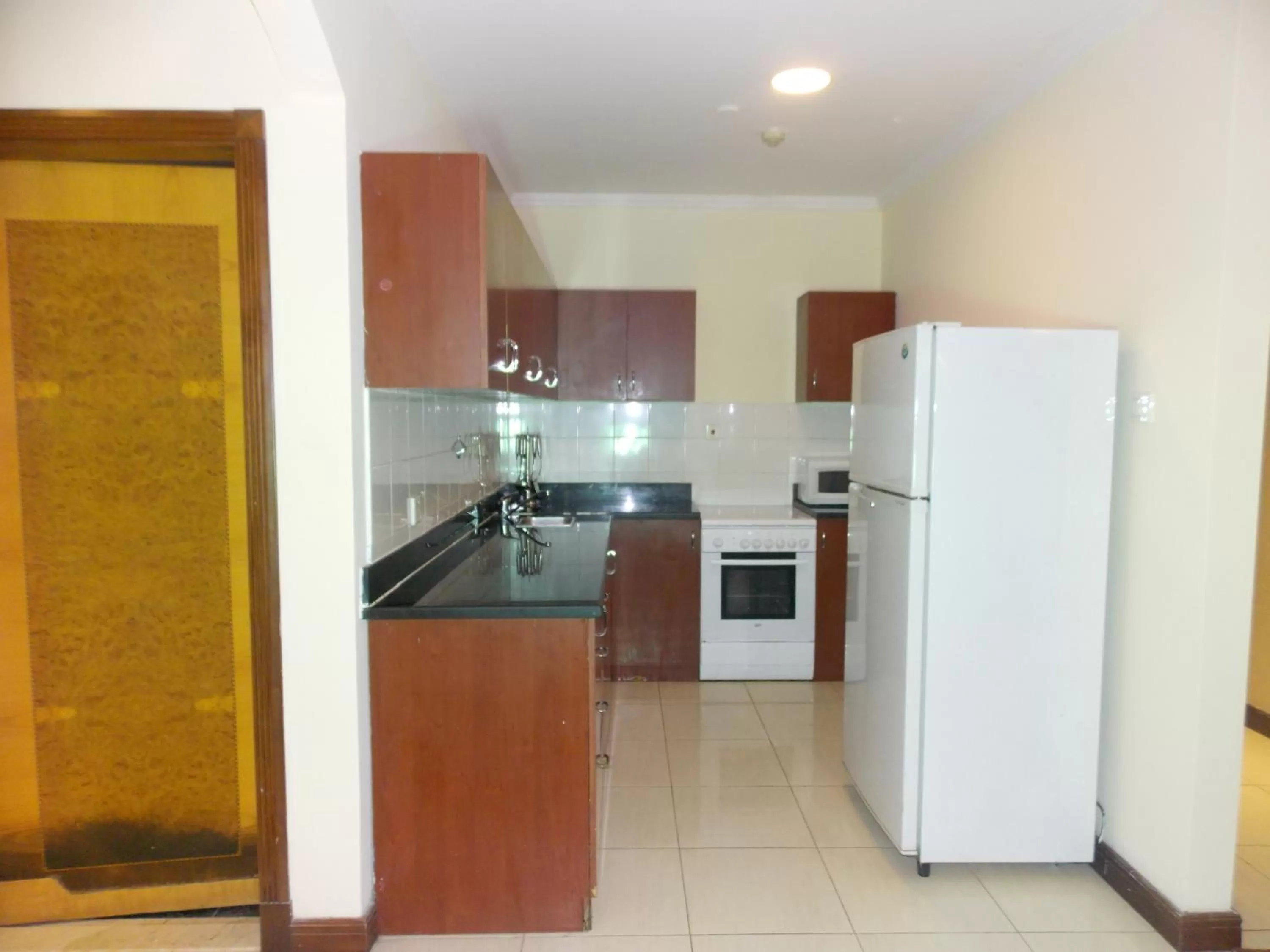 Kitchen or kitchenette in Moon Valley Hotel Apartment - Bur Dubai, Burjuman