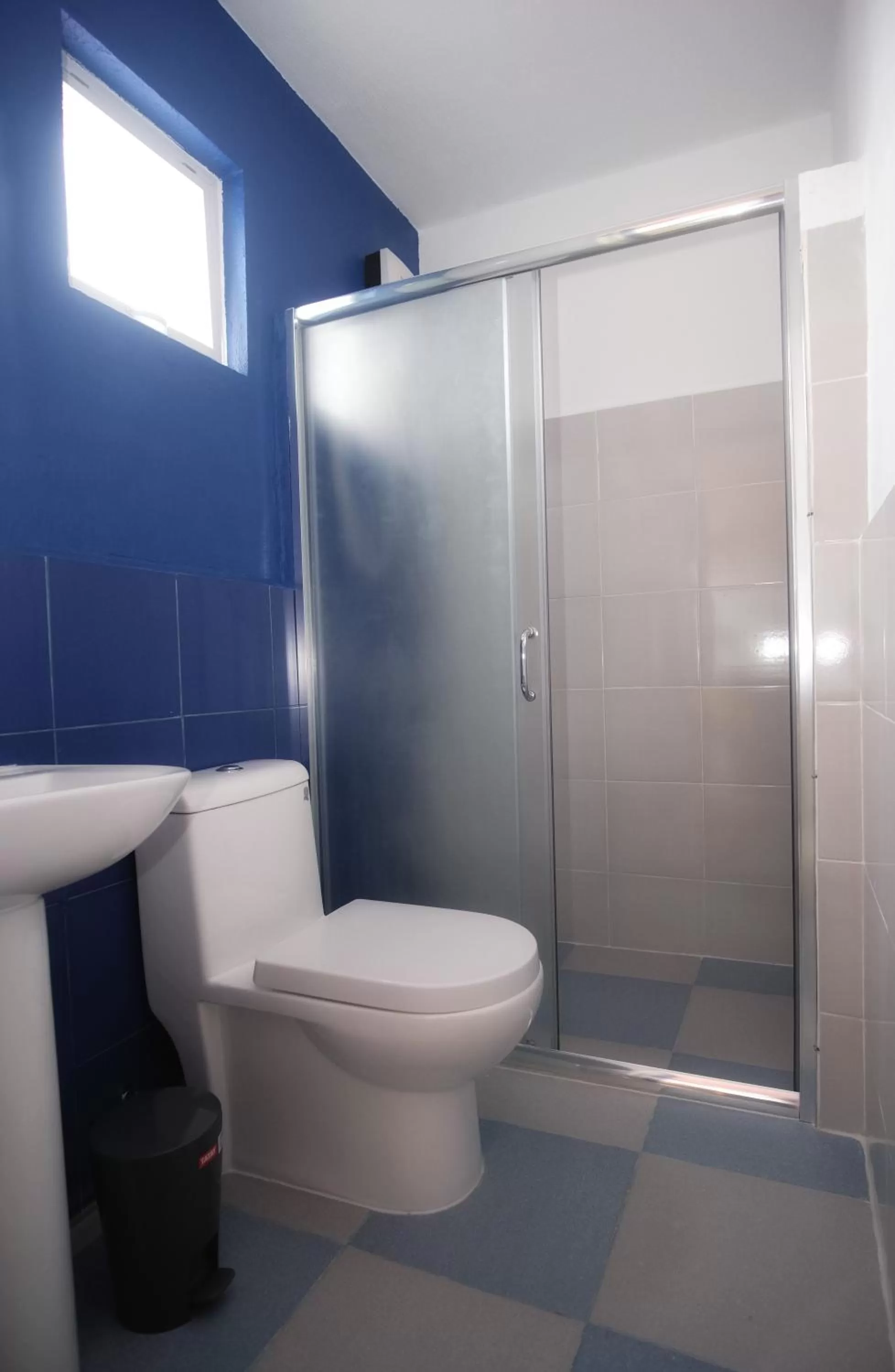 Shower in D´Gecko Hotel