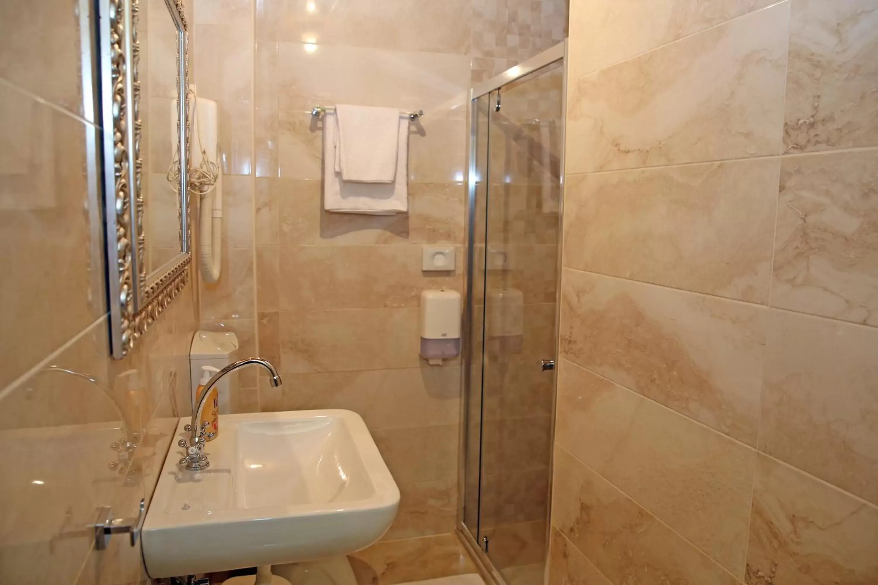 Double Room in Hotel Marija Double Room in Hotel Marija