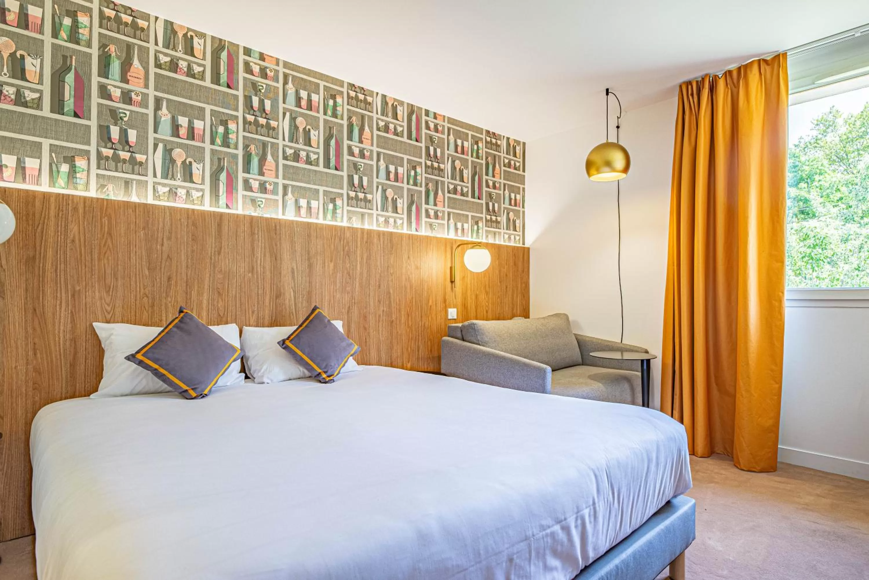 Photo of the whole room, Bed in Kyriad Aix Les Milles - Plan de Campagne