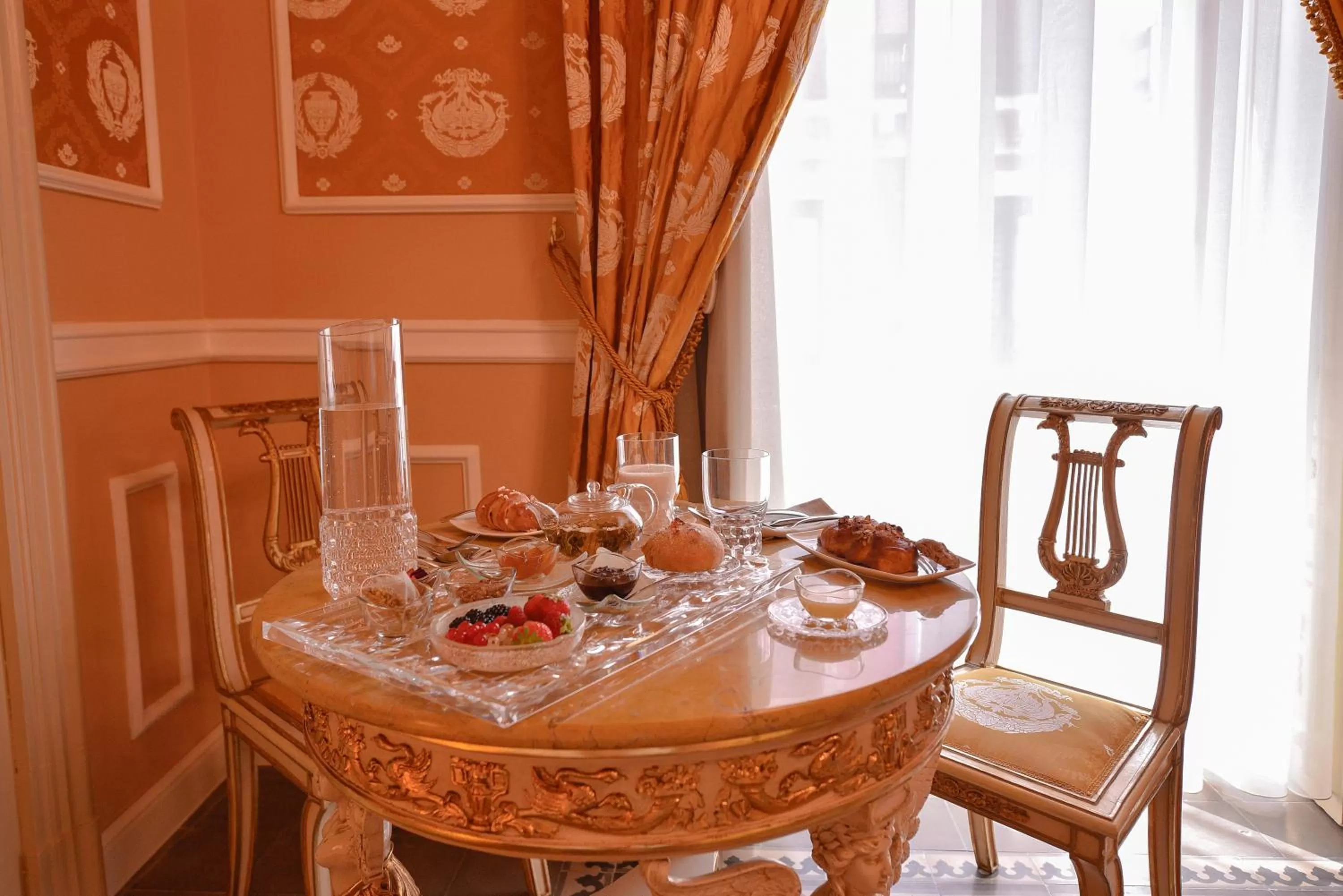 Breakfast in Palazzo Marletta Luxury House Hotel